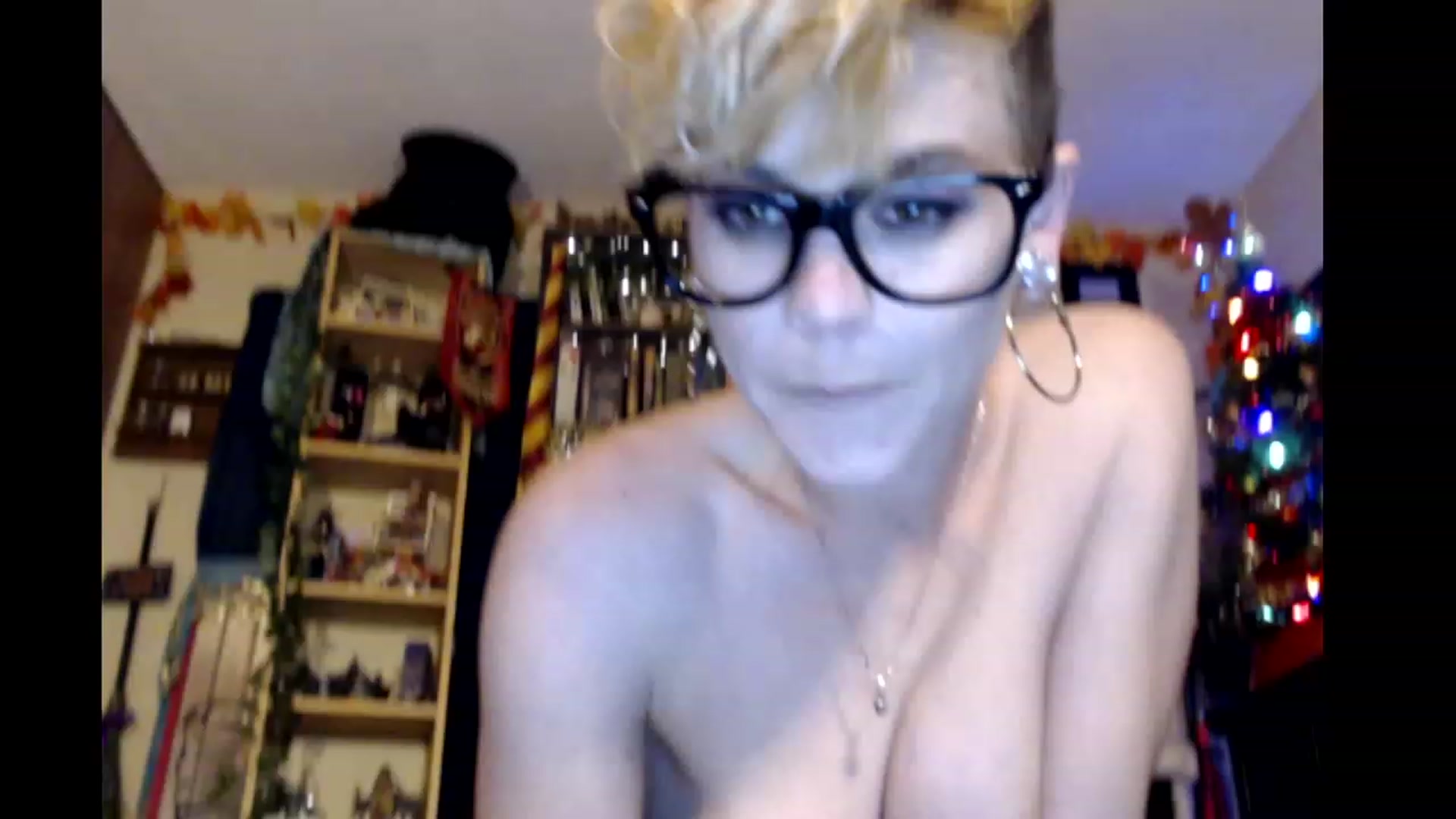 Gallery image thumbnail from Ancored's myfreecams stream on, 12/30/2023, 02:09 image 11 of 20