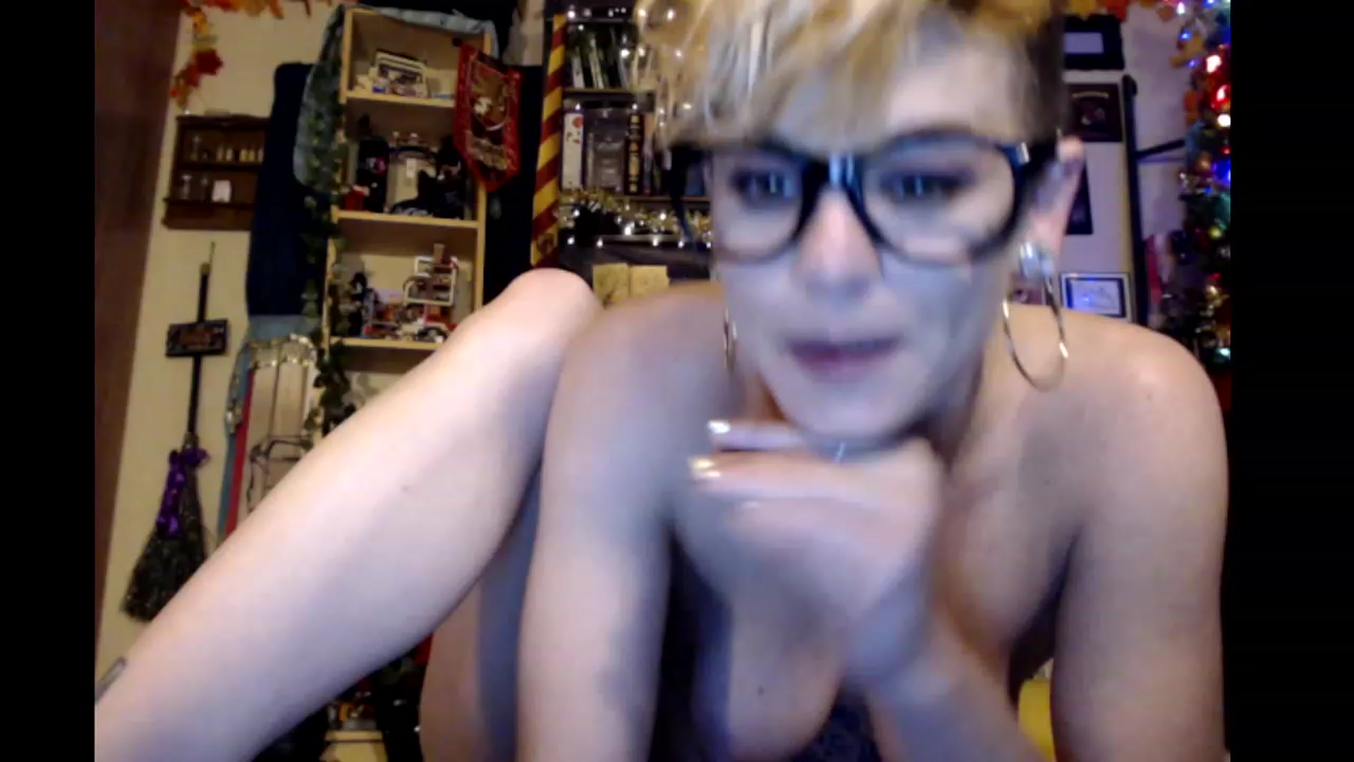 Gallery image thumbnail from Ancored's myfreecams stream on, 12/30/2023, 02:09 image 7 of 20