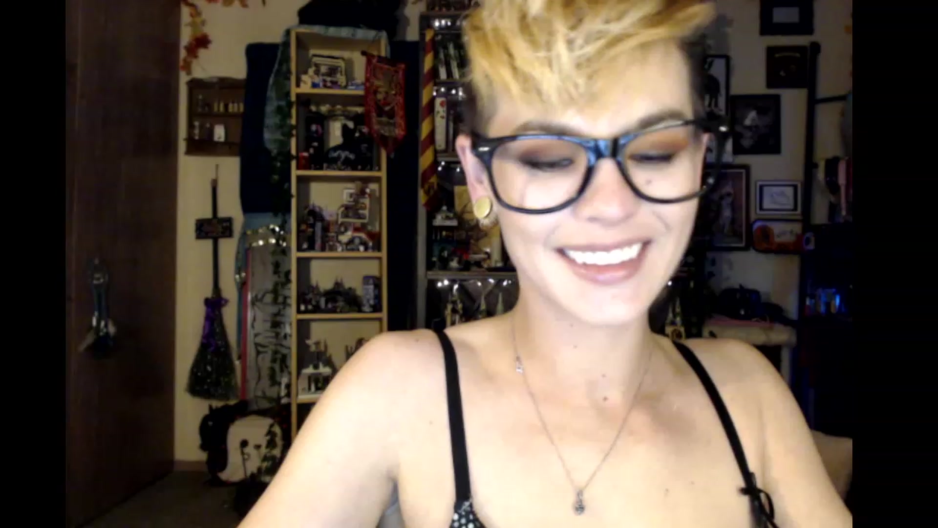 Gallery image thumbnail from Ancored's myfreecams stream on, 01/09/2024, 24:56 image 2 of 20