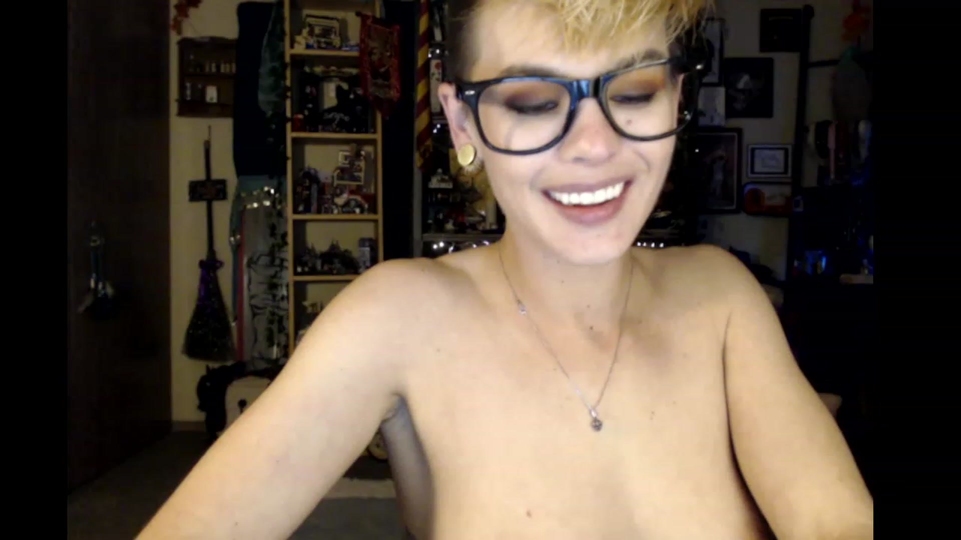 Gallery image thumbnail from Ancored's myfreecams stream on, 01/09/2024, 02:35 image 7 of 20