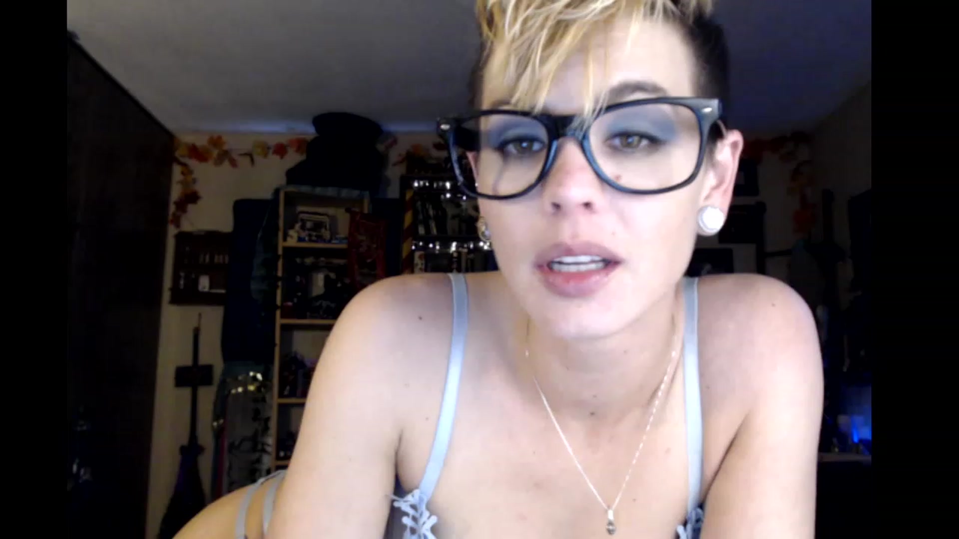 Gallery image thumbnail from Ancored's myfreecams stream on, 01/15/2024, 23:34 image 1 of 20