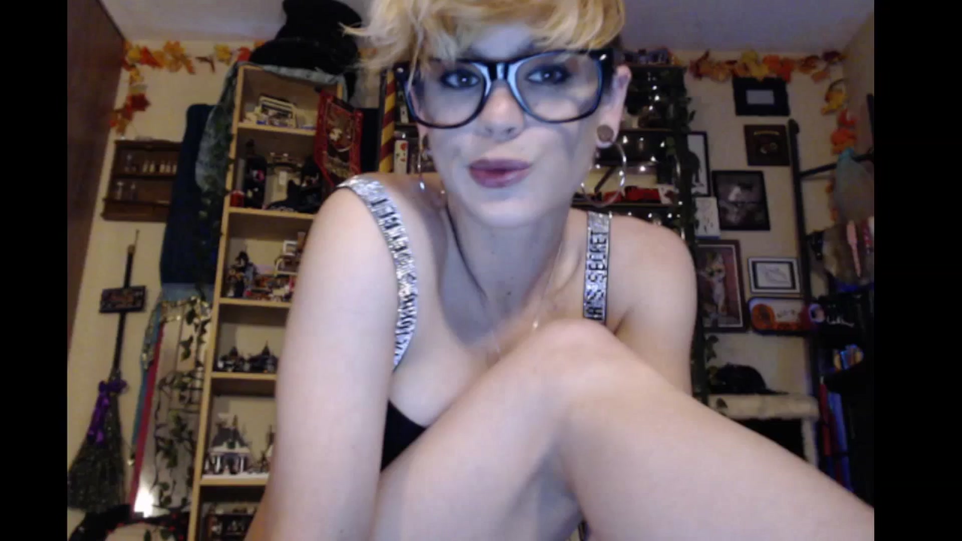 Gallery image thumbnail from Ancored's myfreecams stream on, 01/25/2024, 24:01 image 14 of 20