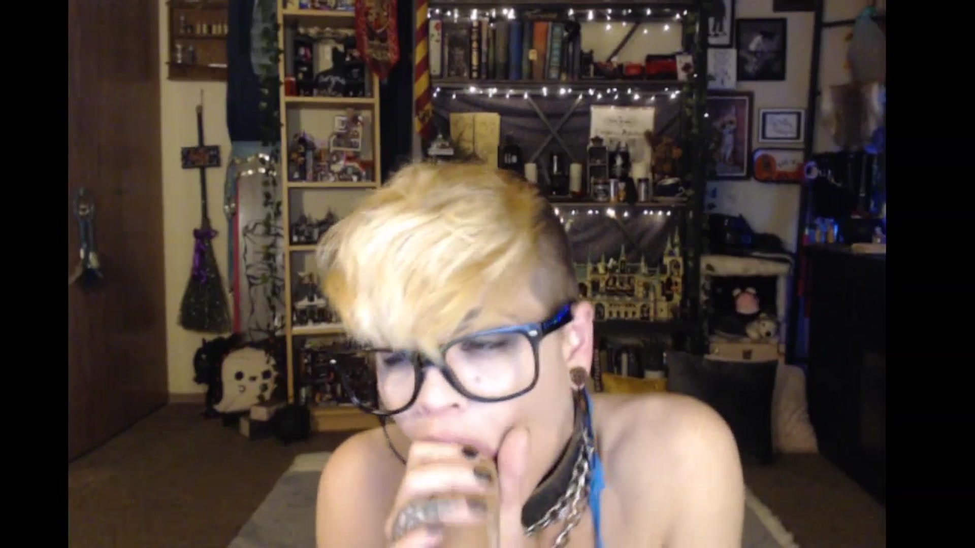 Gallery image thumbnail from Ancored's myfreecams stream on, 01/30/2024, 24:58 image 18 of 20