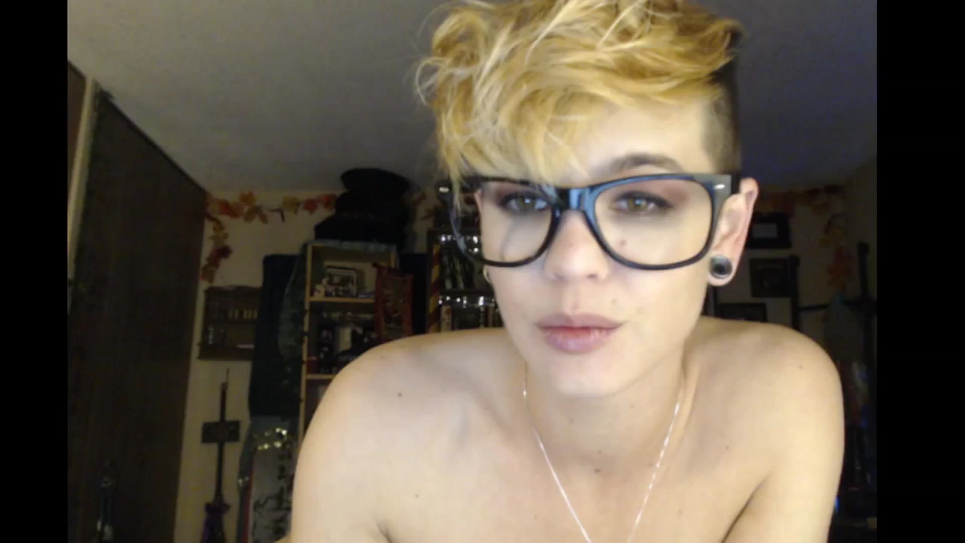 Gallery image thumbnail from Ancored's myfreecams stream on, 01/31/2024, 24:58 image 1 of 20