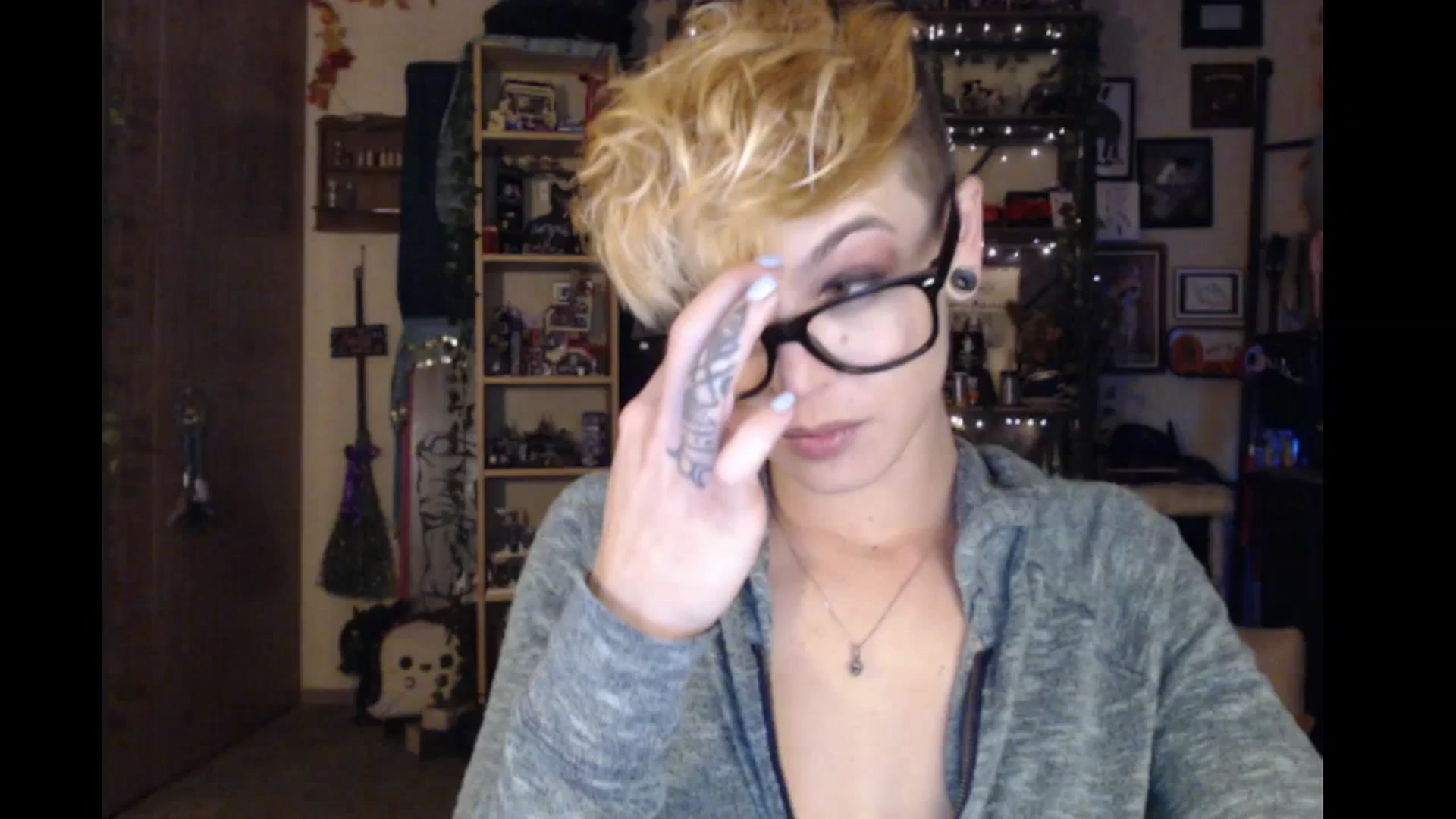 Gallery image thumbnail from Ancored's myfreecams stream on, 01/31/2024, 01:33 image 14 of 20
