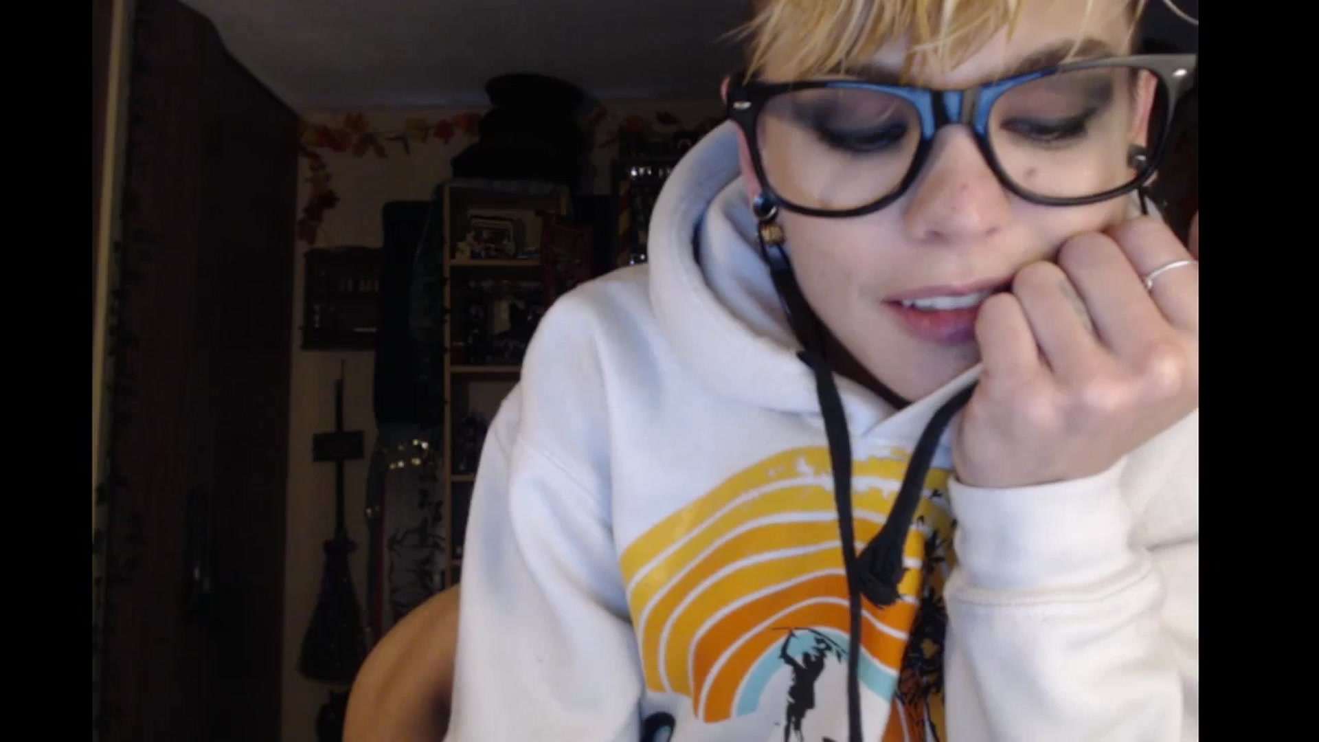 Gallery image thumbnail from Ancored's myfreecams stream on, 01/31/2024, 23:52 image 5 of 20