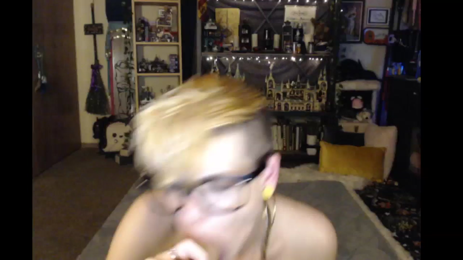 Gallery image thumbnail from Ancored's myfreecams stream on, 02/03/2024, 02:42 image 11 of 20