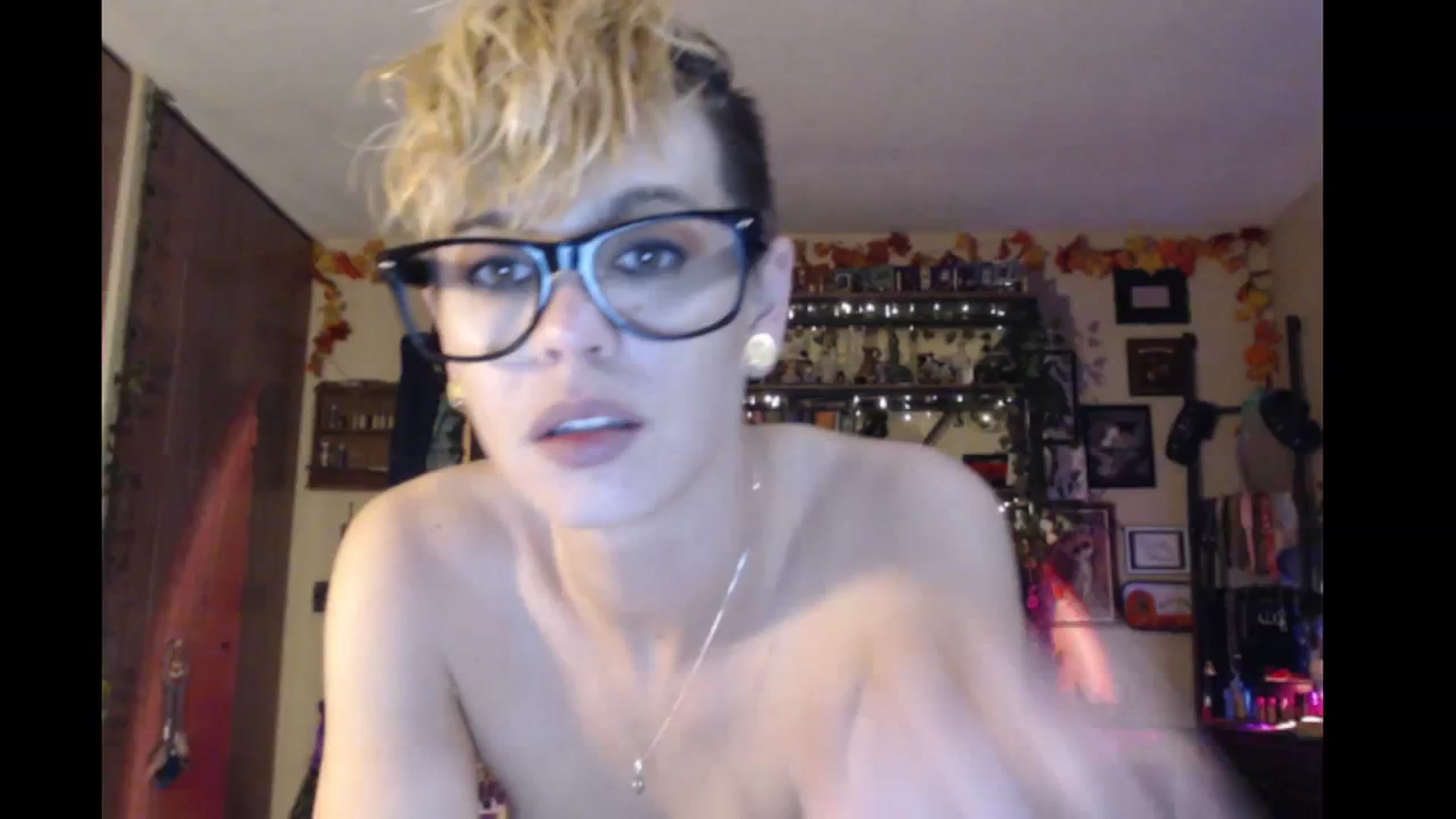 Gallery image thumbnail from Ancored's myfreecams stream on, 02/21/2024, 03:30 image 1 of 20
