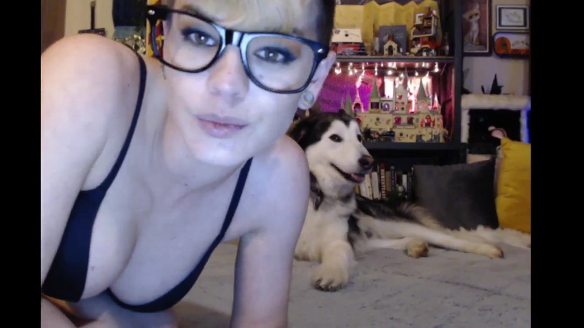 Gallery image thumbnail from Ancored's myfreecams stream on, 03/14/2024, 24:41 image 18 of 20