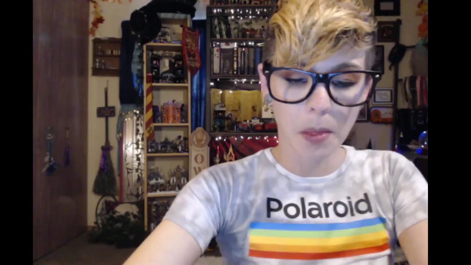 Gallery image thumbnail from Ancored's myfreecams stream on, 03/26/2024, 19:34 image 16 of 20