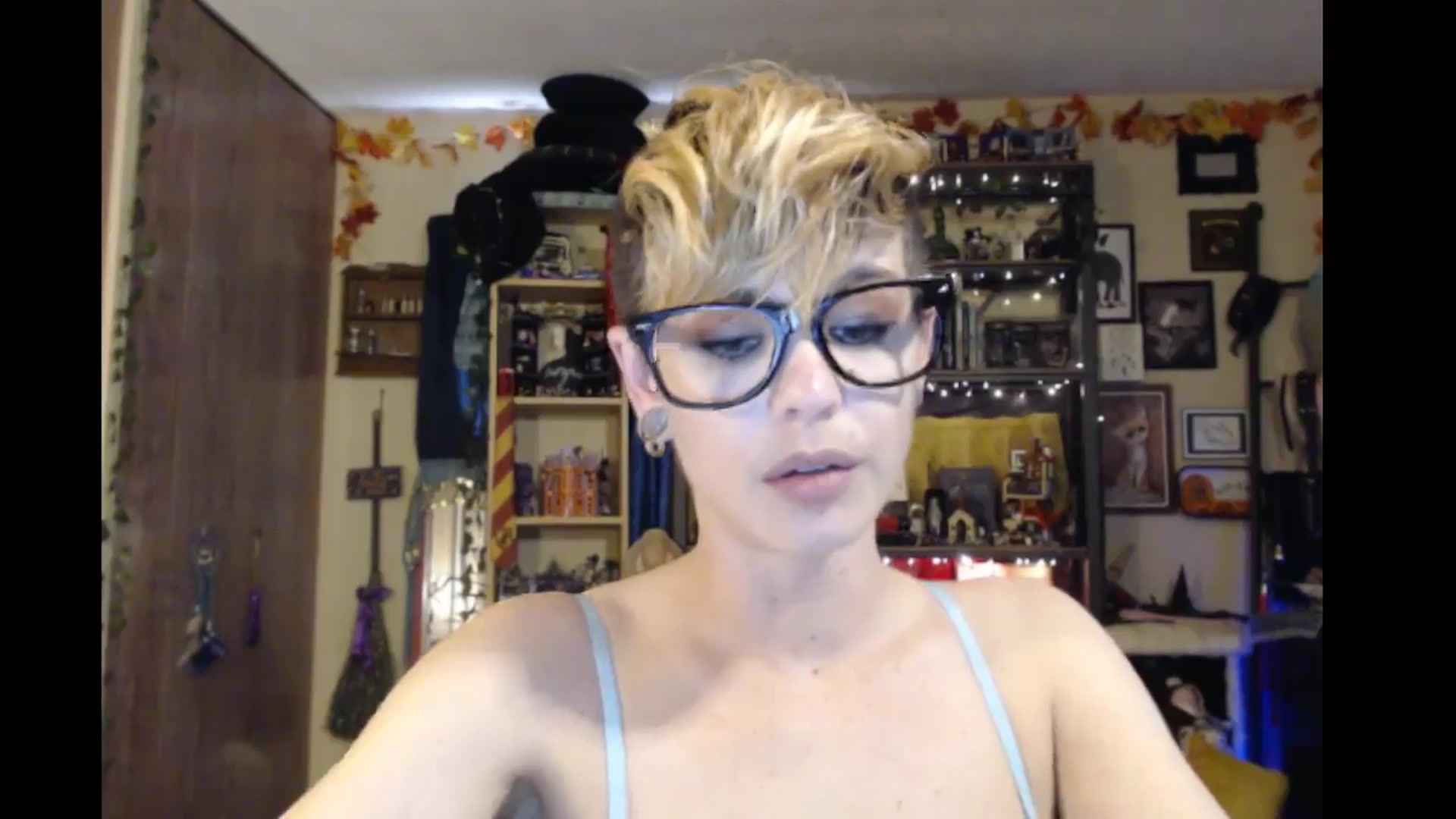 Gallery image thumbnail from Ancored's myfreecams stream on, 03/26/2024, 21:44 image 18 of 20