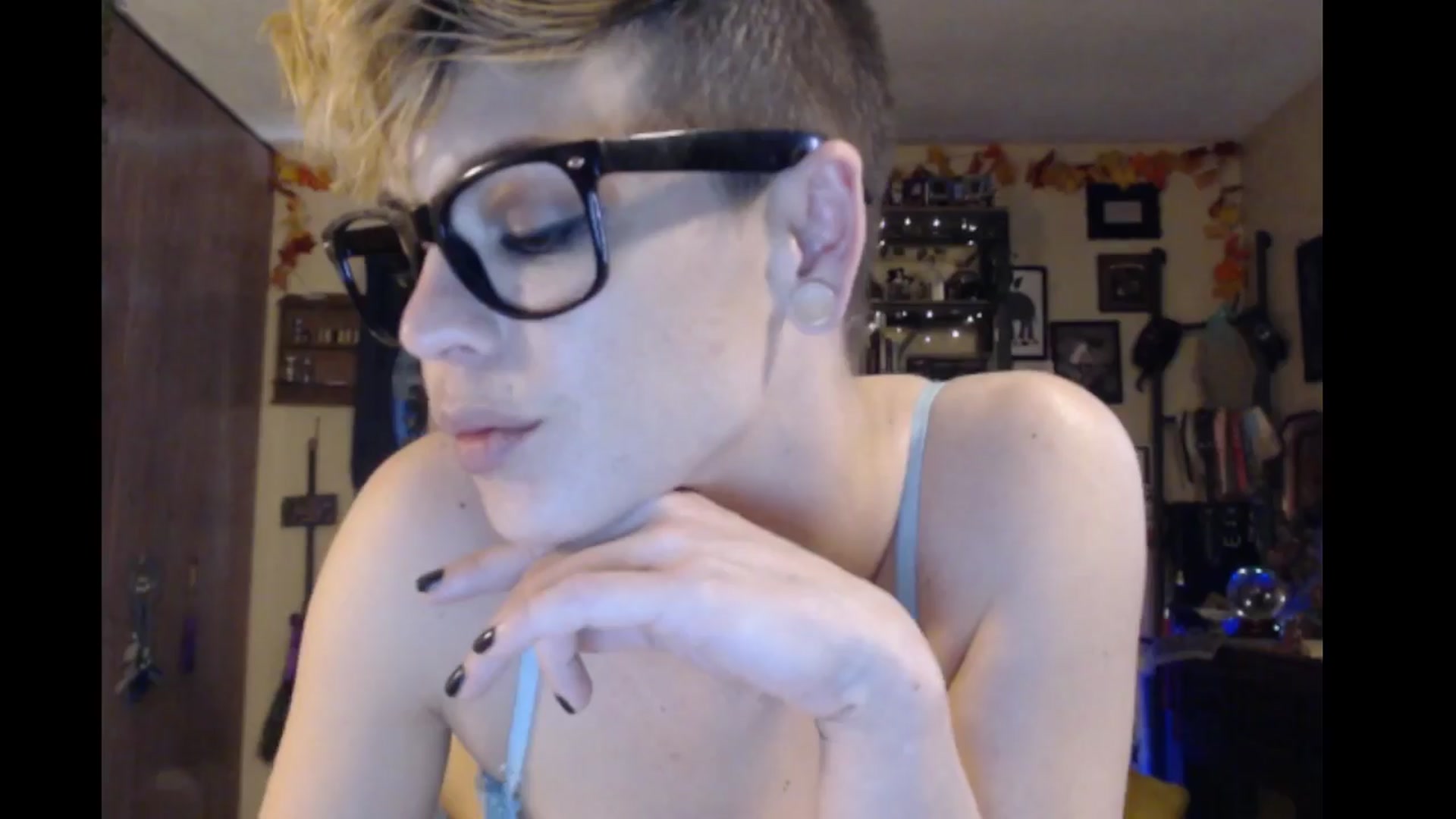 Gallery image thumbnail from Ancored's myfreecams stream on, 03/26/2024, 21:44 image 7 of 20