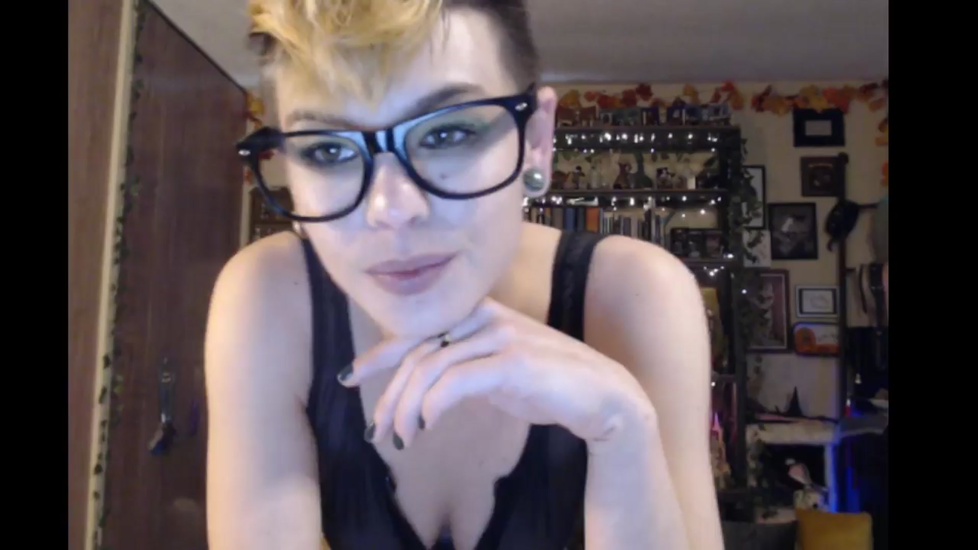 Gallery image thumbnail from Ancored's myfreecams stream on, 03/28/2024, 22:23 image 8 of 20