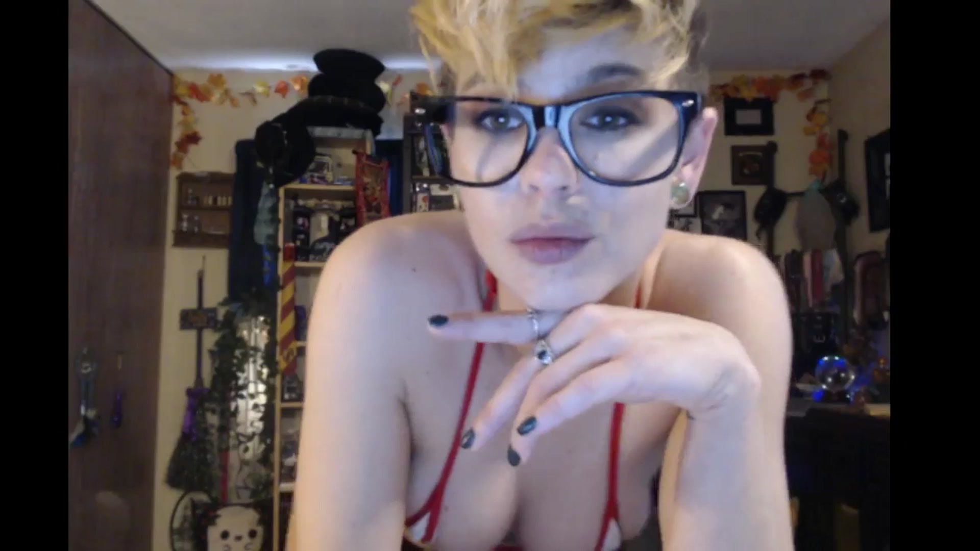 Gallery image thumbnail from Ancored's myfreecams stream on, 03/29/2024, 23:03 image 11 of 20