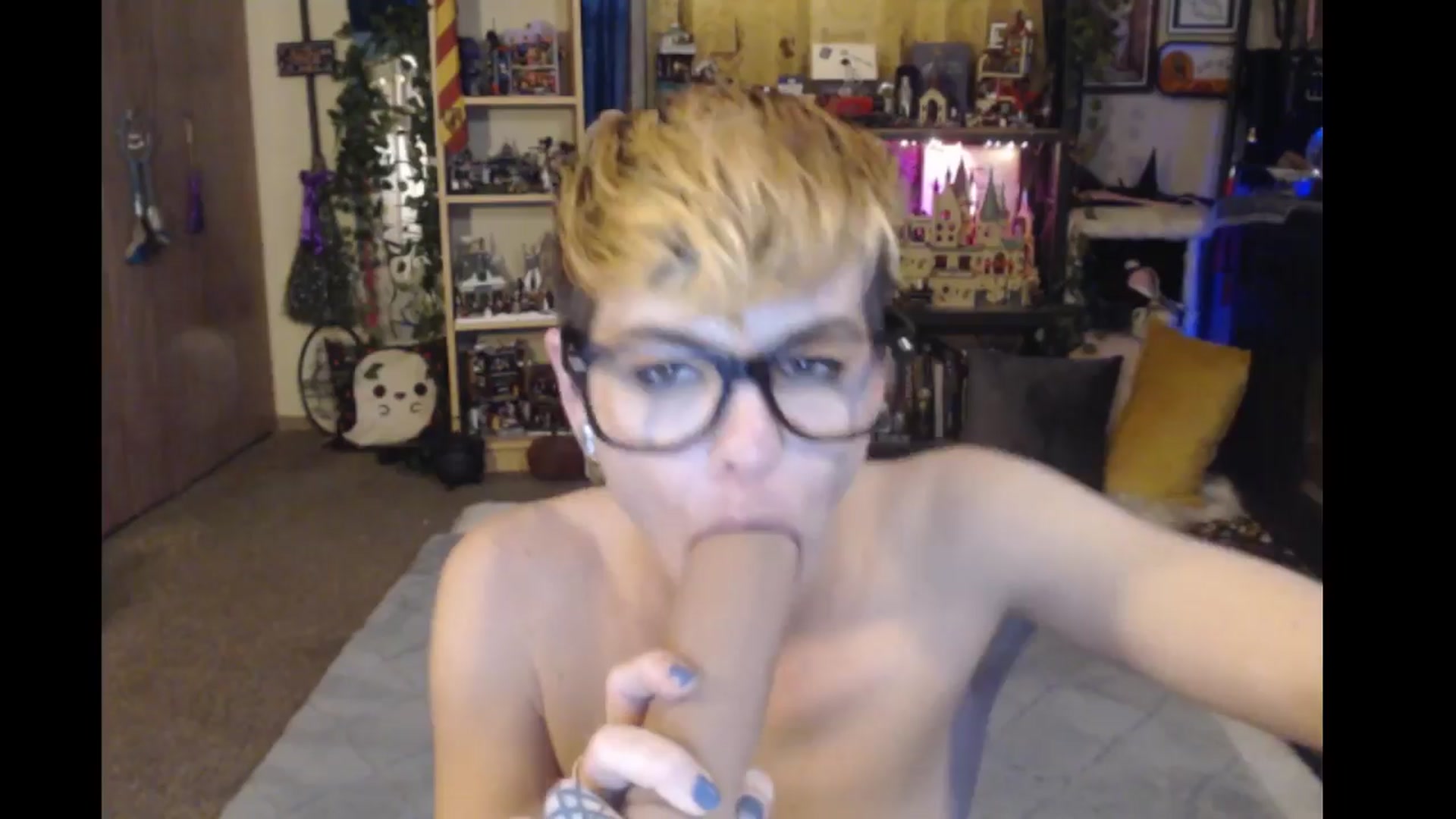 Gallery image thumbnail from Ancored's myfreecams stream on, 04/06/2024, 22:44 image 19 of 20