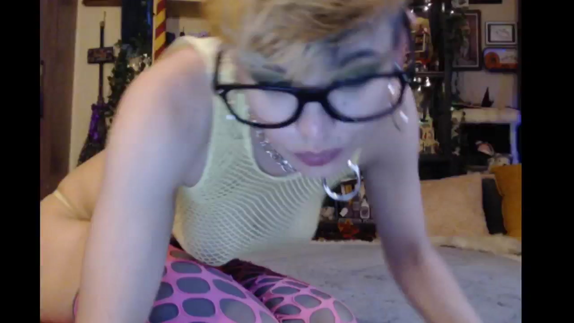 Gallery image thumbnail from Ancored's myfreecams stream on, 04/20/2024, 18:38 image 19 of 20
