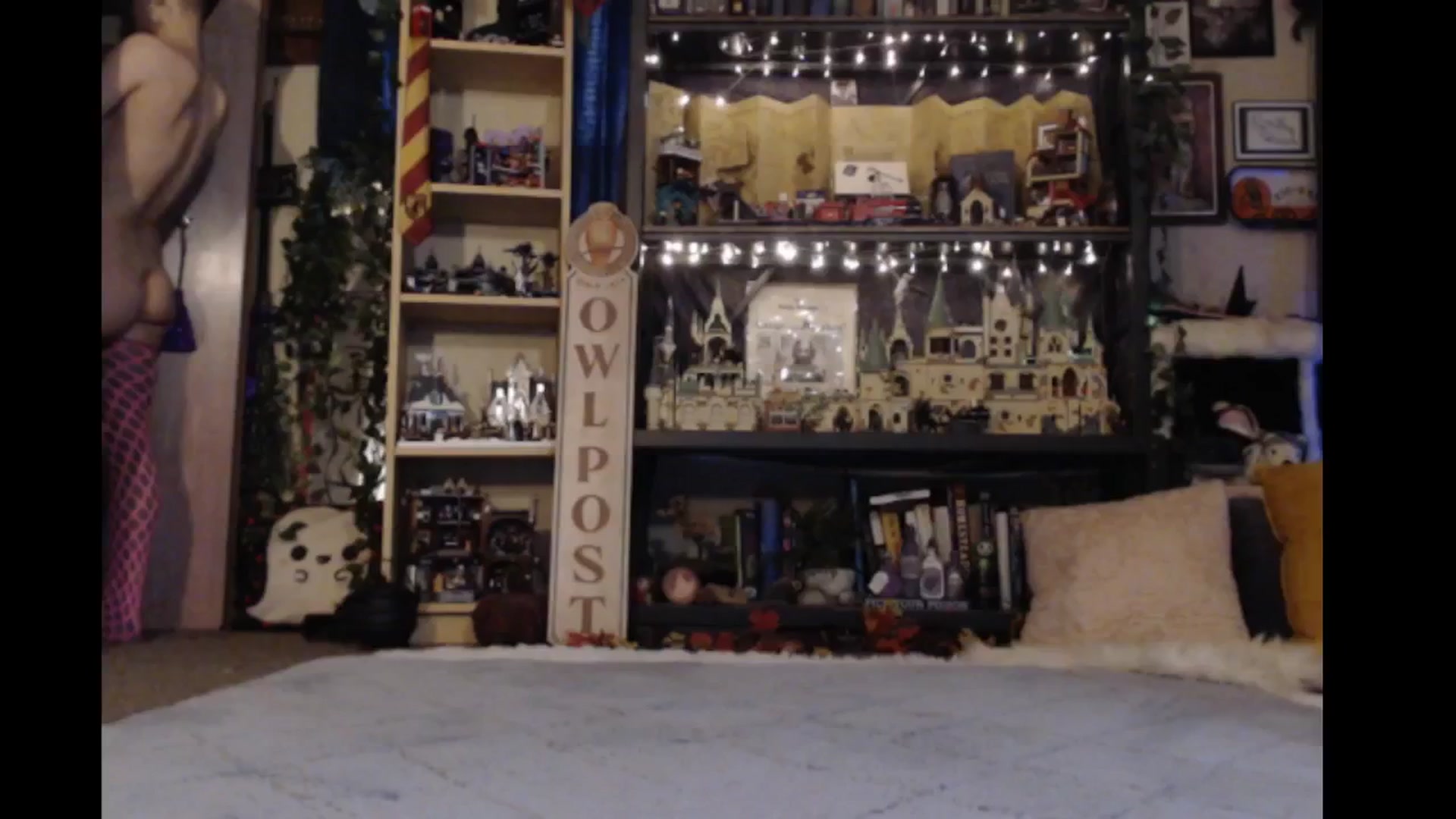 Gallery image thumbnail from Ancored's myfreecams stream on, 04/20/2024, 18:38 image 17 of 20