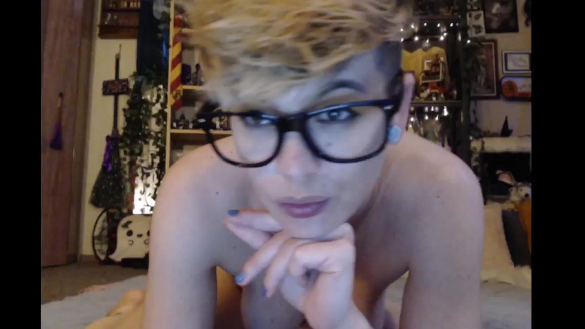 Gallery image thumbnail from Ancored's myfreecams stream on, 04/22/2024, 22:51 image 17 of 20