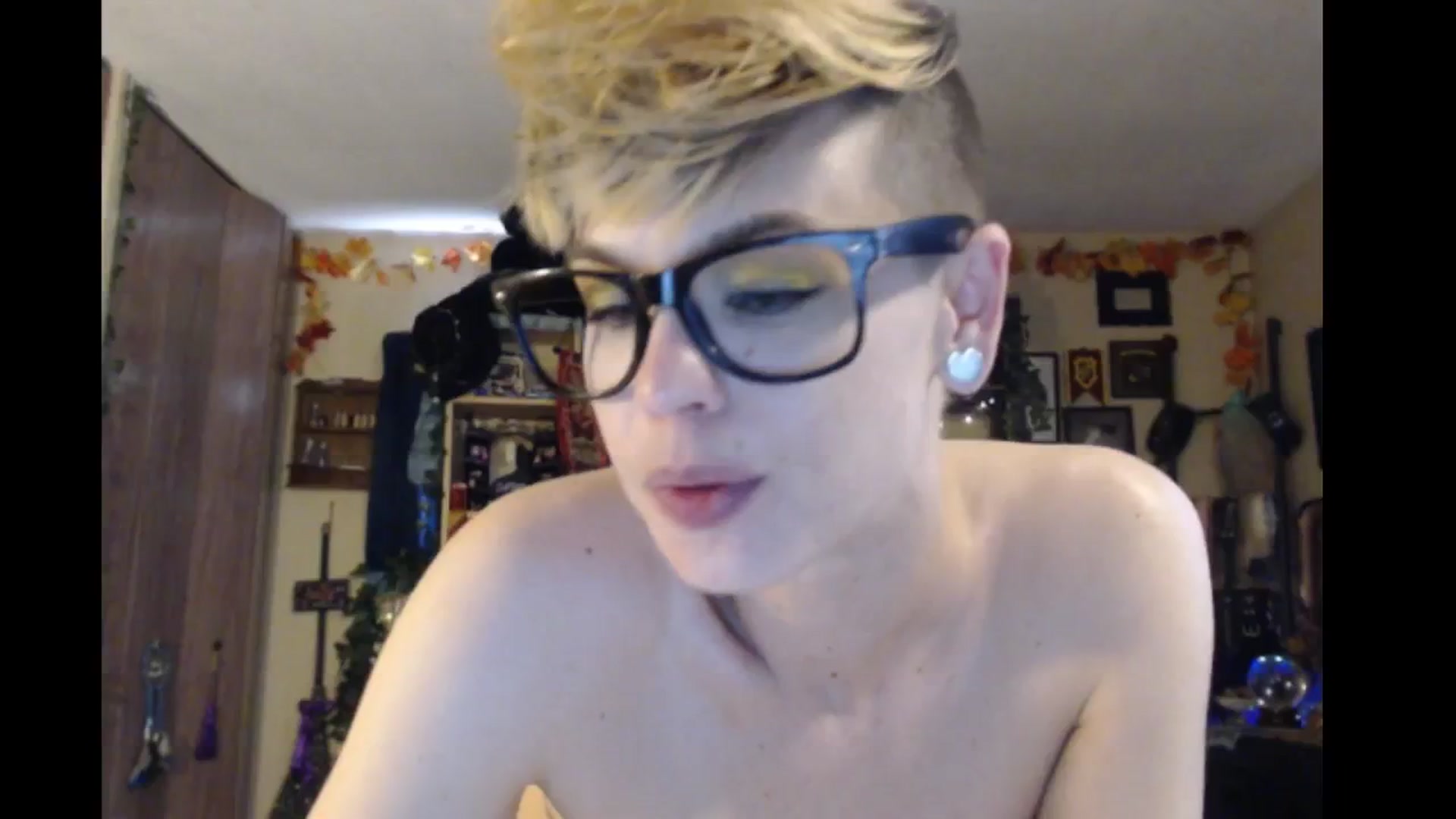Gallery image thumbnail from Ancored's myfreecams stream on, 04/22/2024, 22:51 image 7 of 20