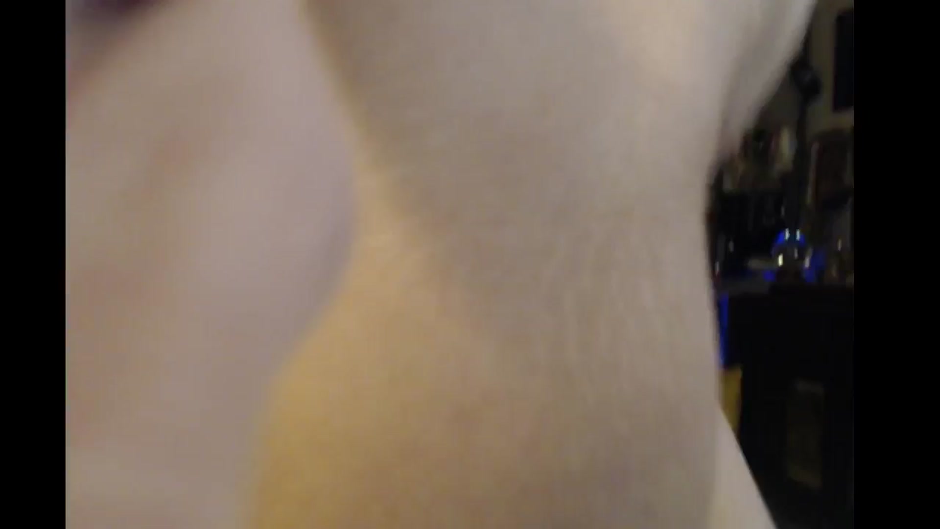 Gallery image thumbnail from Ancored's myfreecams stream on, 05/03/2024, 23:19 image 14 of 20