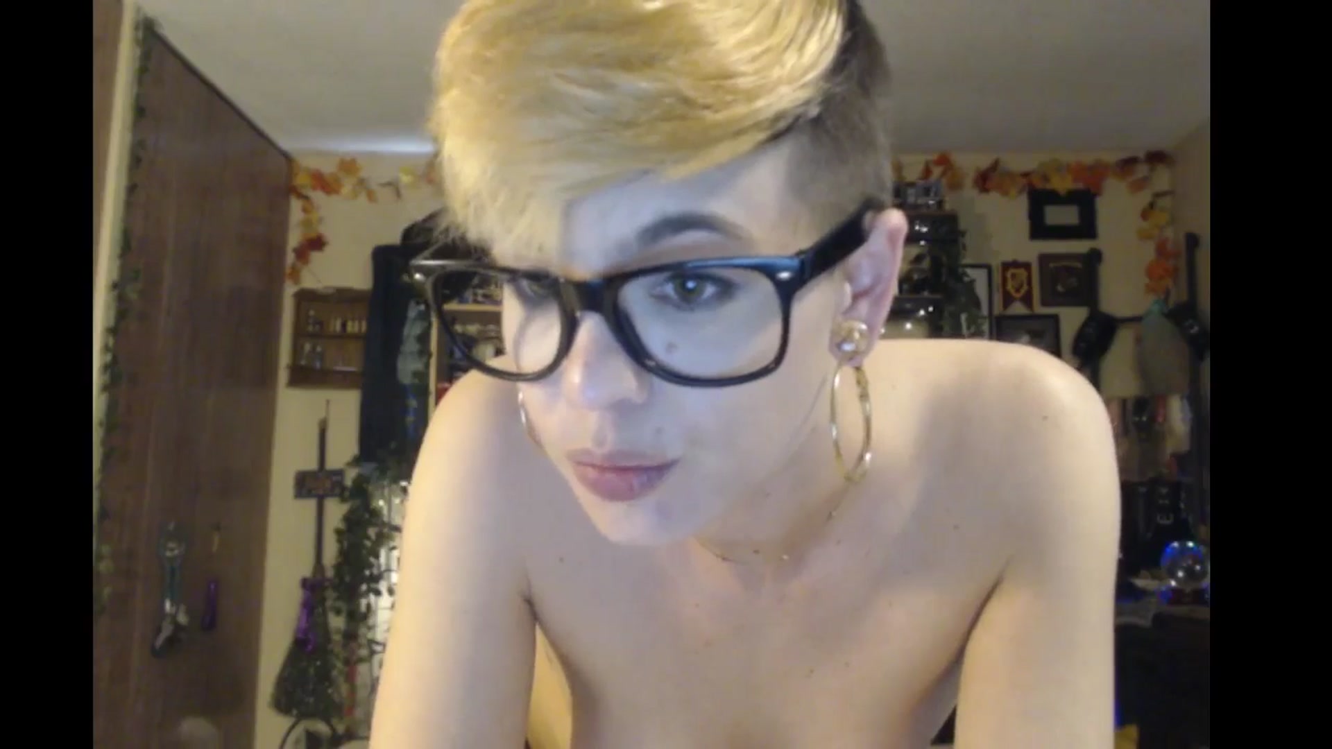 Gallery image thumbnail from Ancored's myfreecams stream on, 05/04/2024, 24:02 image 14 of 20