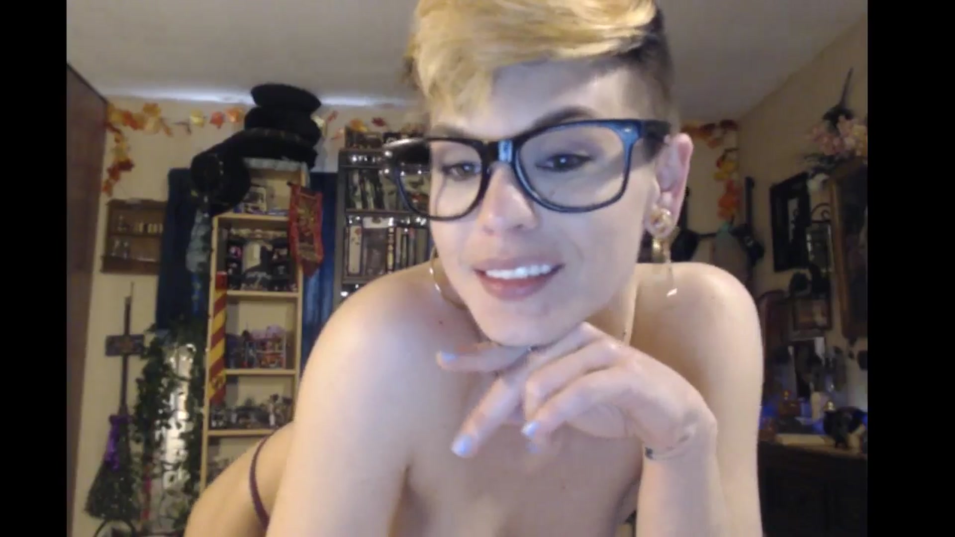 Gallery image thumbnail from Ancored's myfreecams stream on, 05/04/2024, 24:02 image 15 of 20