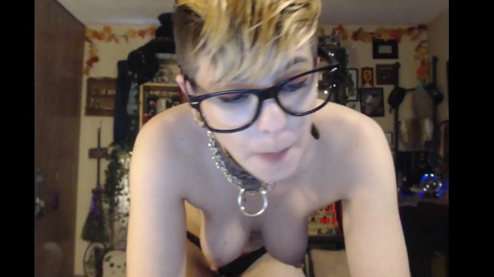 Gallery image thumbnail from Ancored's myfreecams stream on, 05/07/2024, 01:43 image 9 of 20