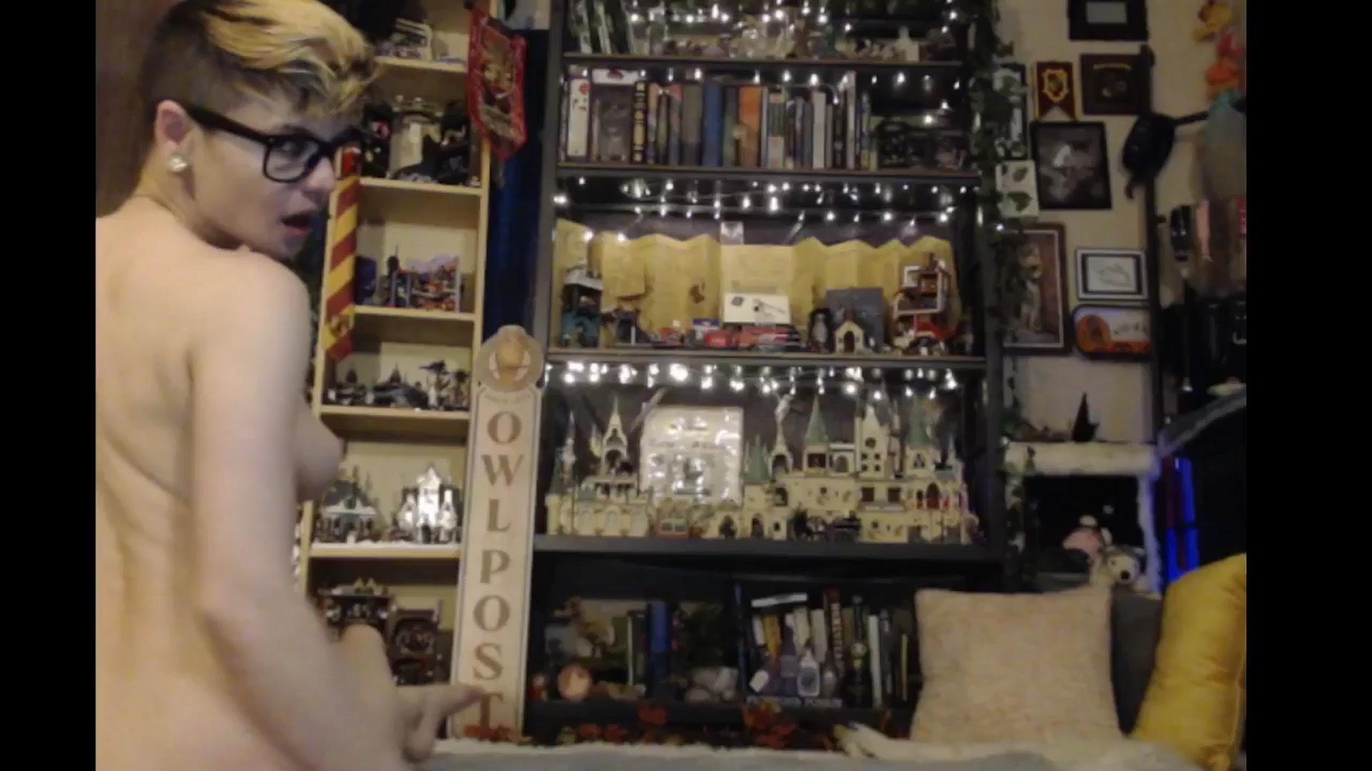 Gallery image thumbnail from Ancored's myfreecams stream on, 05/09/2024, 02:40 image 2 of 20