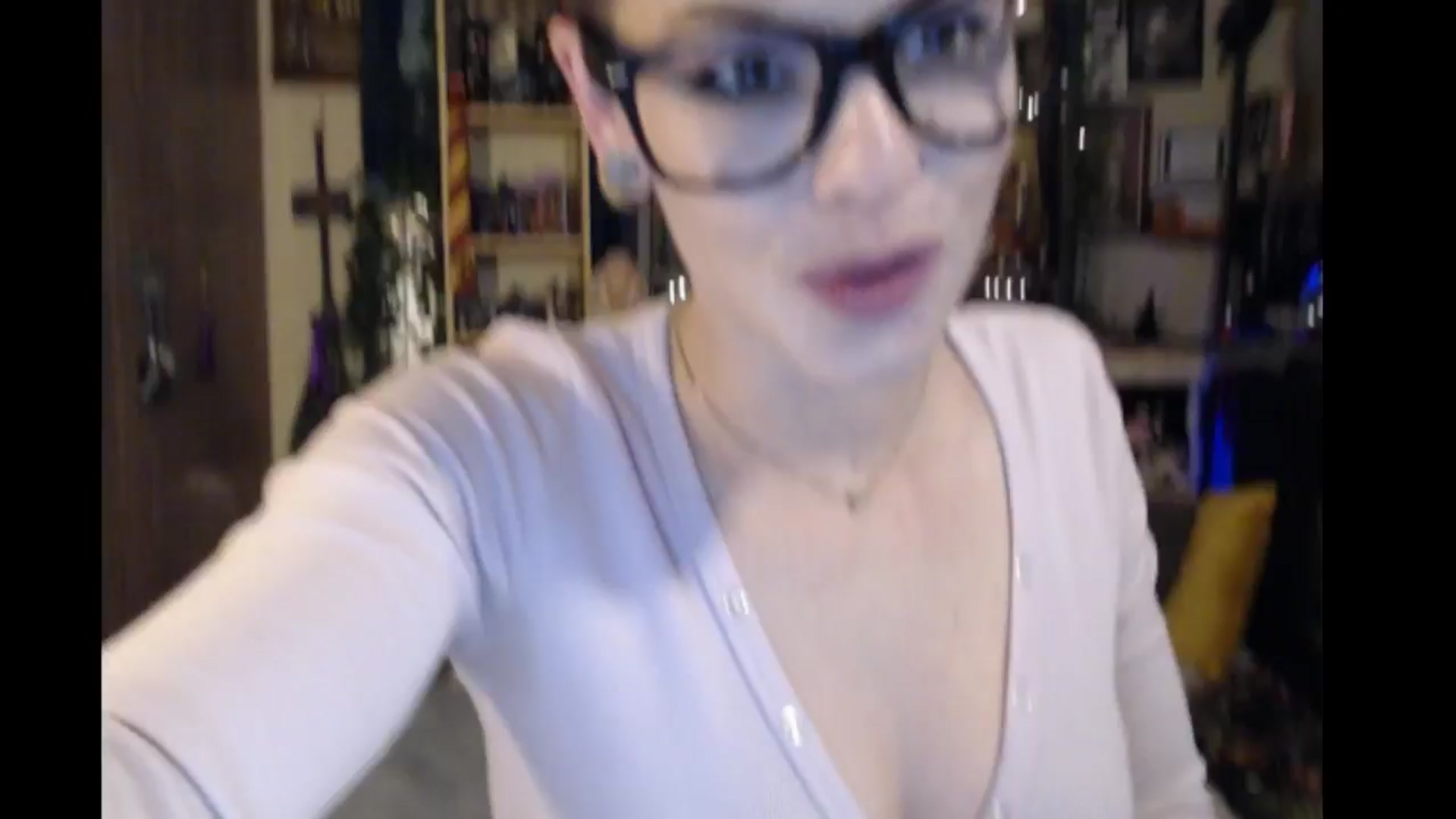 Gallery image thumbnail from Ancored's myfreecams stream on, 05/09/2024, 23:51 image 8 of 20