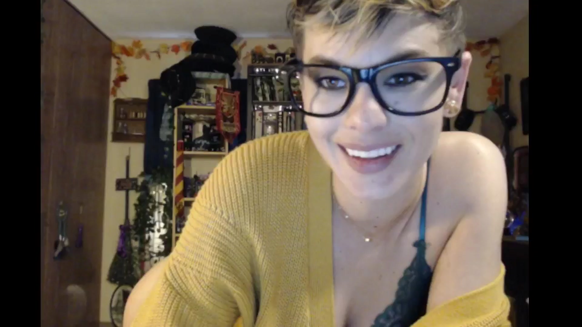 Gallery image thumbnail from Ancored's myfreecams stream on, 05/11/2024, 24:26 image 7 of 20