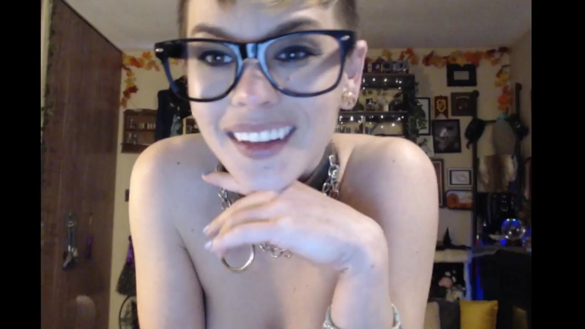 Gallery image thumbnail from Ancored's myfreecams stream on, 05/14/2024, 02:09 image 6 of 20