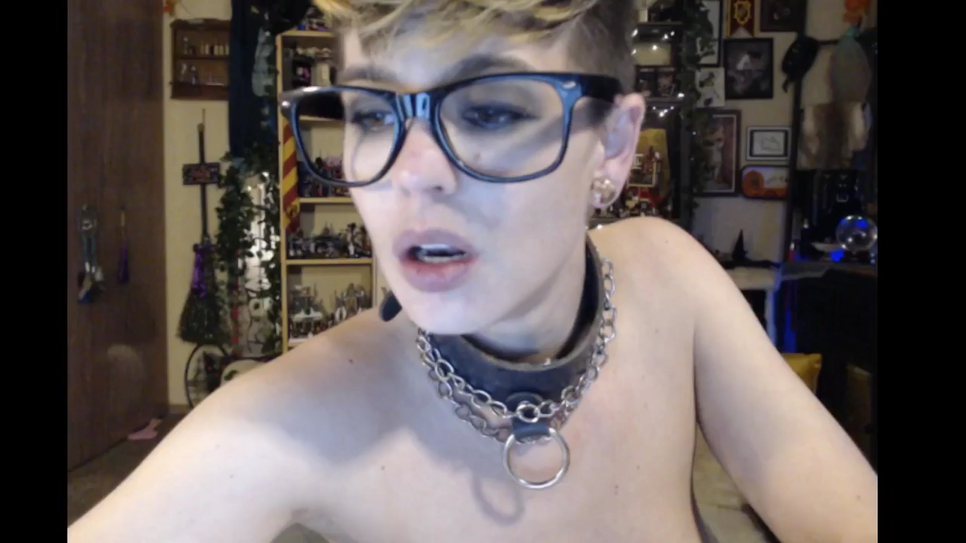 Gallery image thumbnail from Ancored's myfreecams stream on, 05/14/2024, 02:09 image 2 of 20