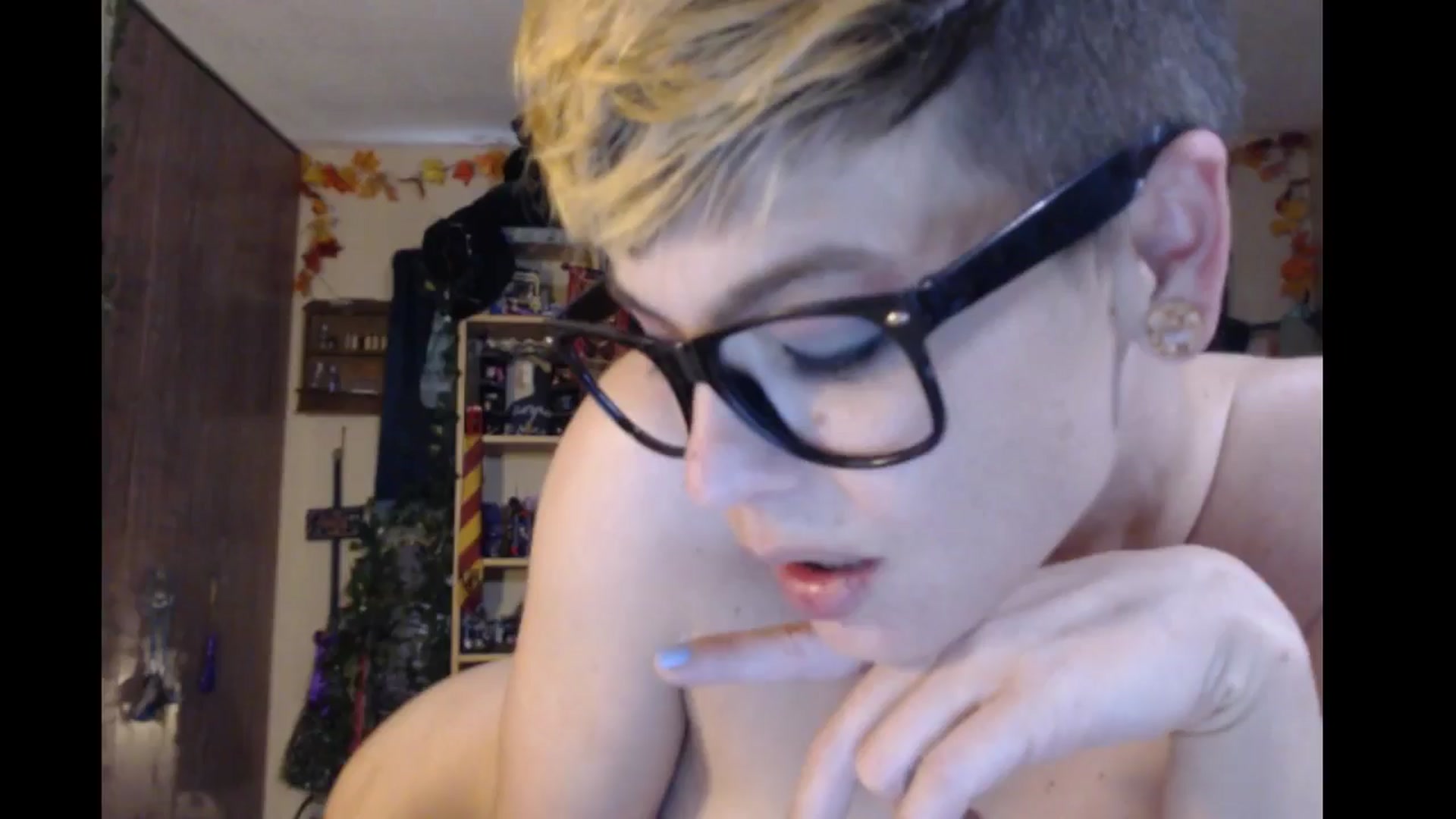 Gallery image thumbnail from Ancored's myfreecams stream on, 05/21/2024, 01:21 image 11 of 20