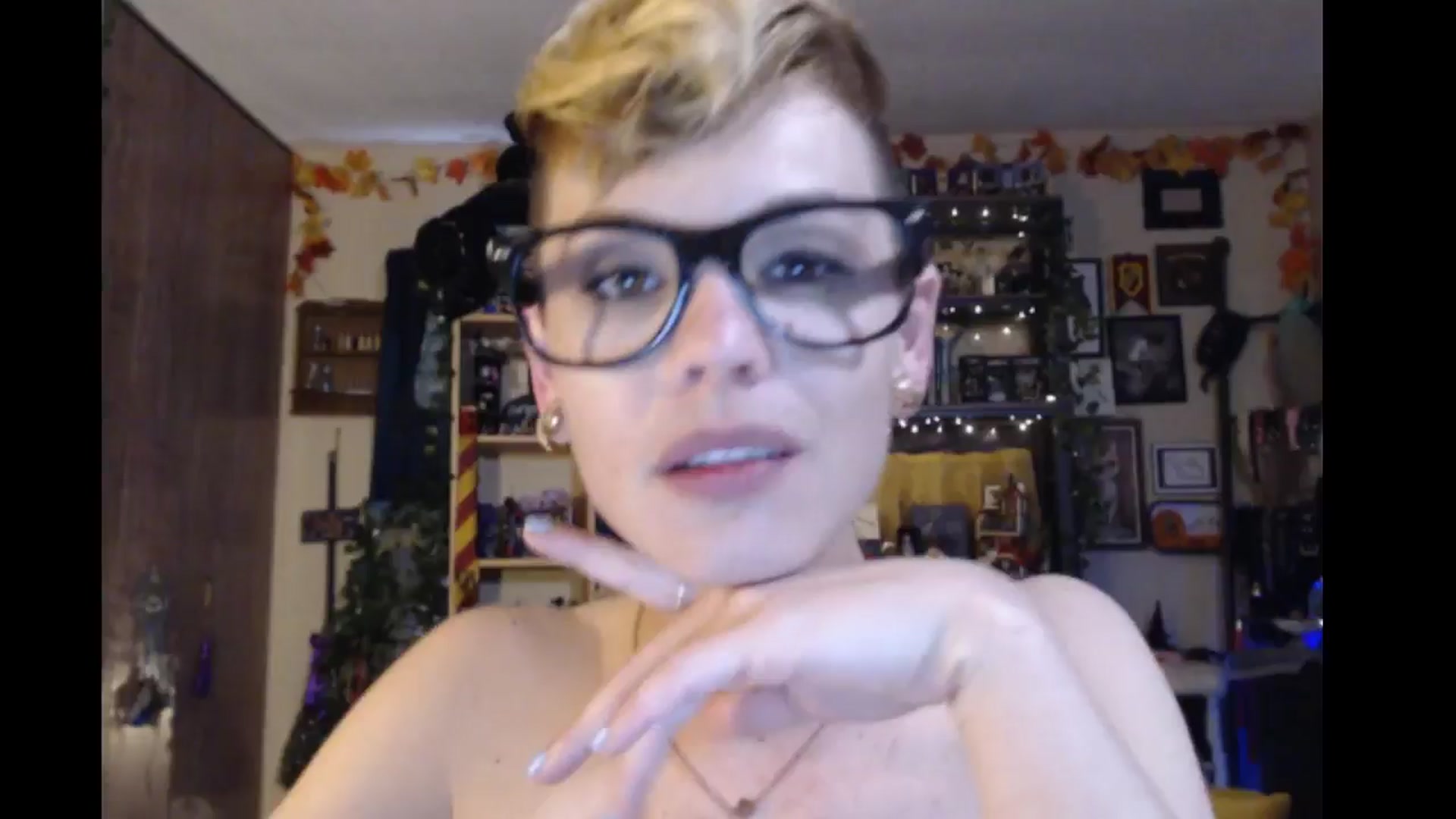 Gallery image thumbnail from Ancored's myfreecams stream on, 05/24/2024, 01:14 image 12 of 20
