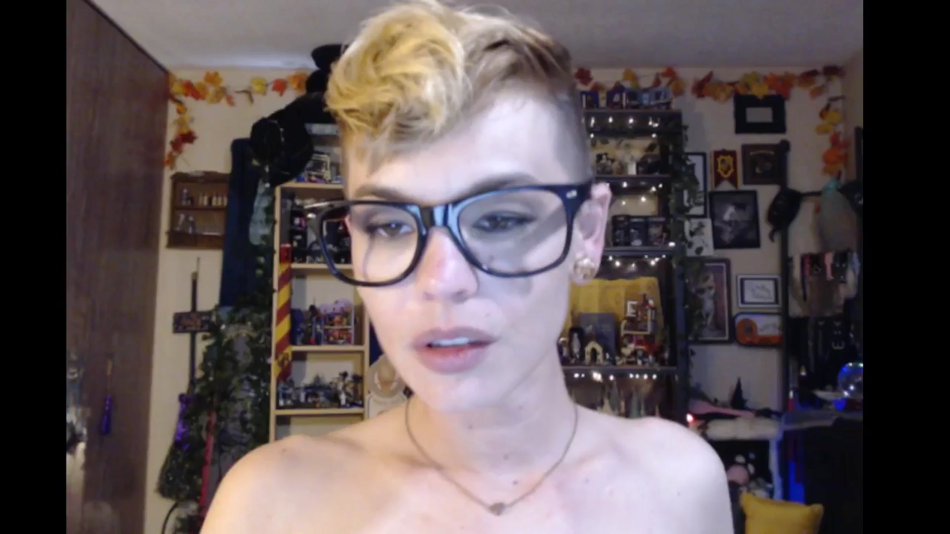 Gallery image thumbnail from Ancored's myfreecams stream on, 05/24/2024, 01:14 image 20 of 20