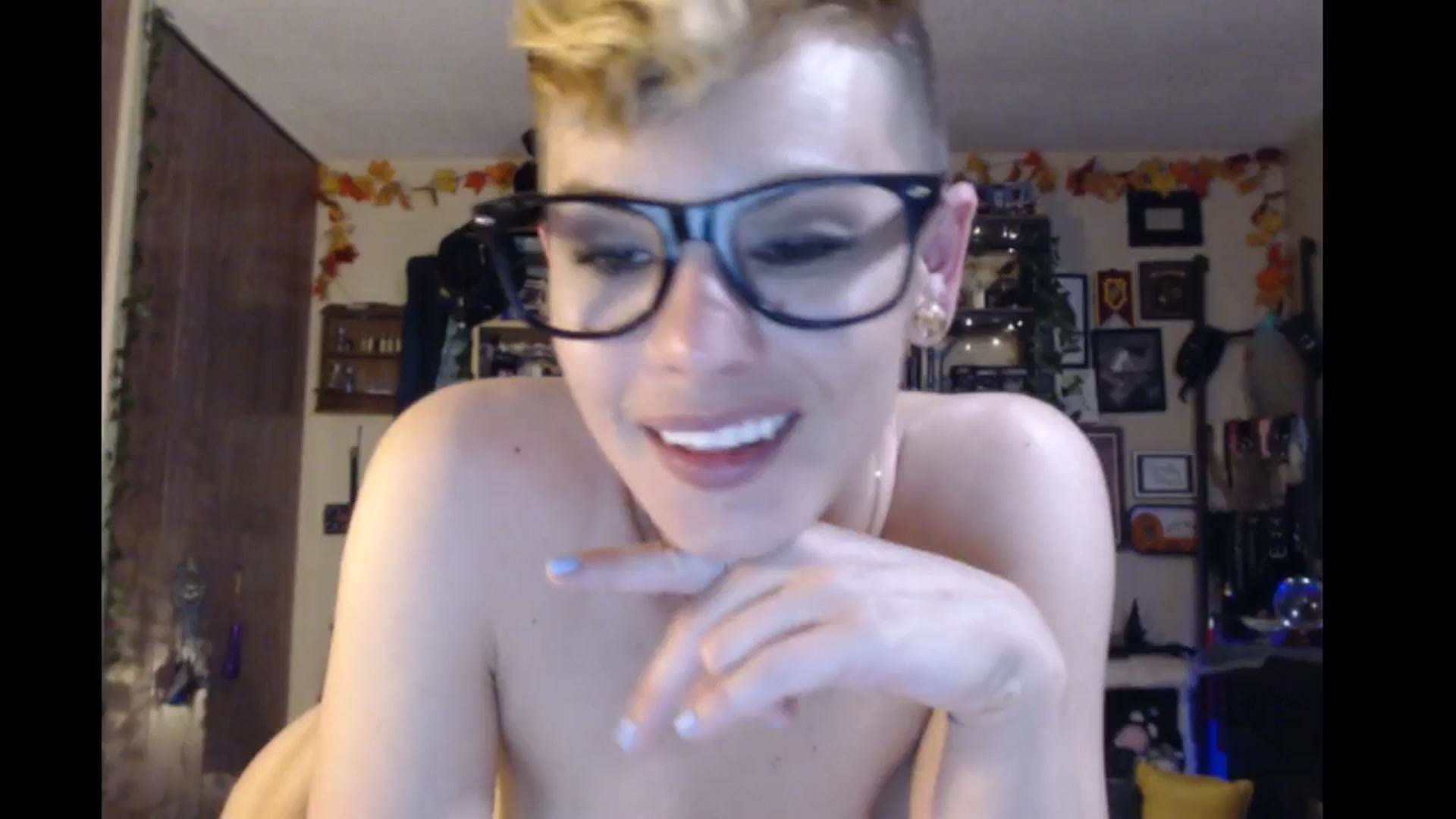 Gallery image thumbnail from Ancored's myfreecams stream on, 05/24/2024, 02:24 image 15 of 20