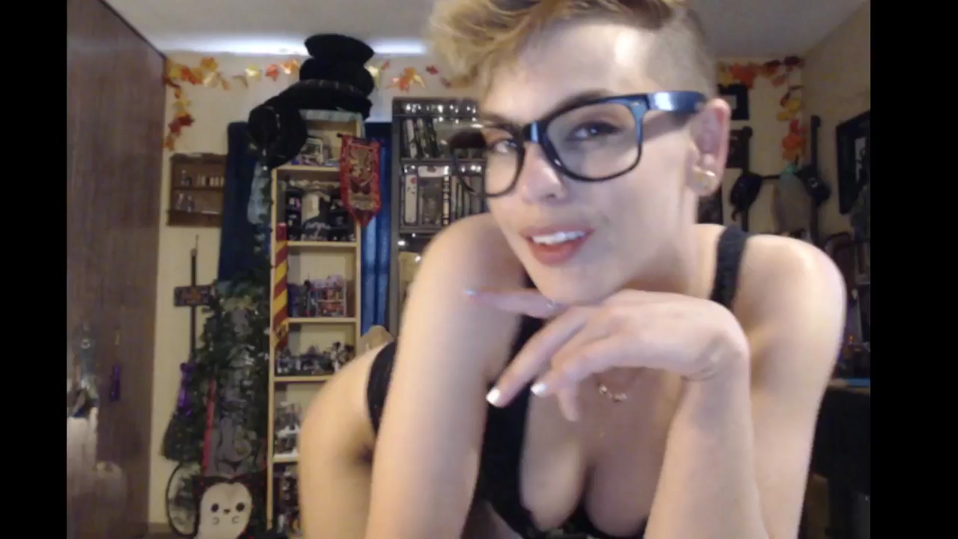 Gallery image thumbnail from Ancored's myfreecams stream on, 05/26/2024, 19:44 image 3 of 20
