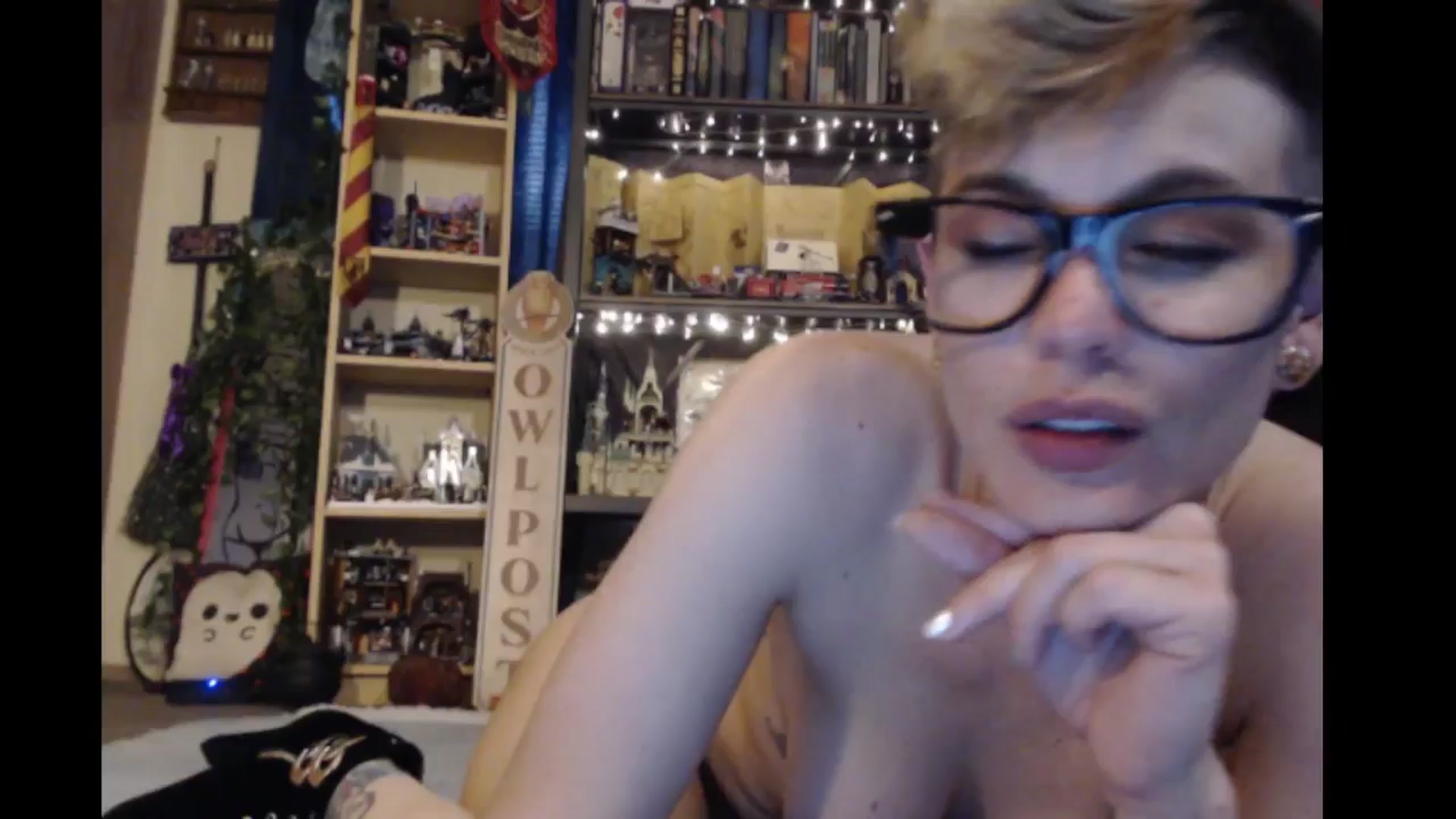 Gallery image thumbnail from Ancored's myfreecams stream on, 05/26/2024, 22:37 image 20 of 20