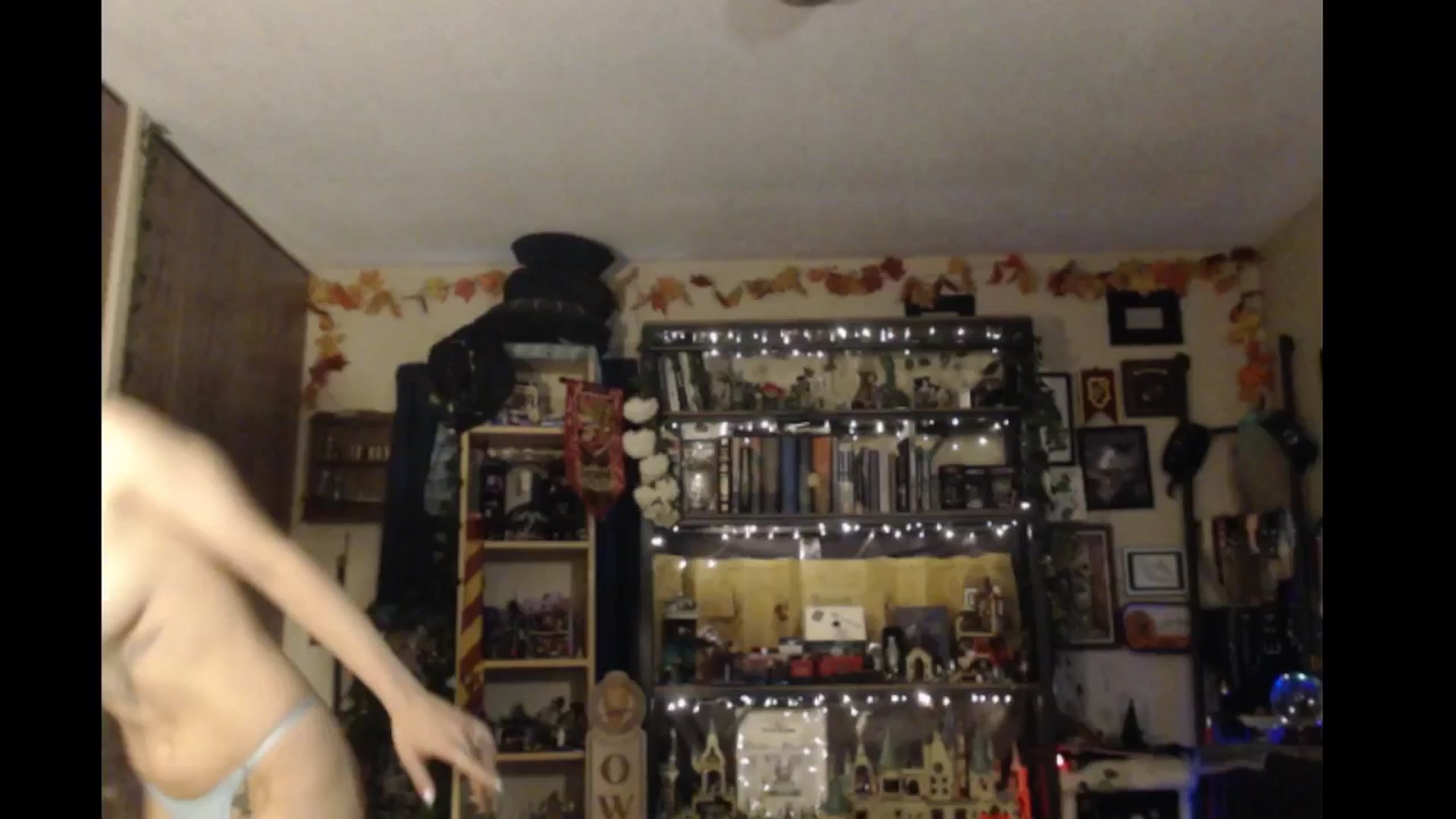 Gallery image thumbnail from Ancored's myfreecams stream on, 05/29/2024, 24:31 image 17 of 20
