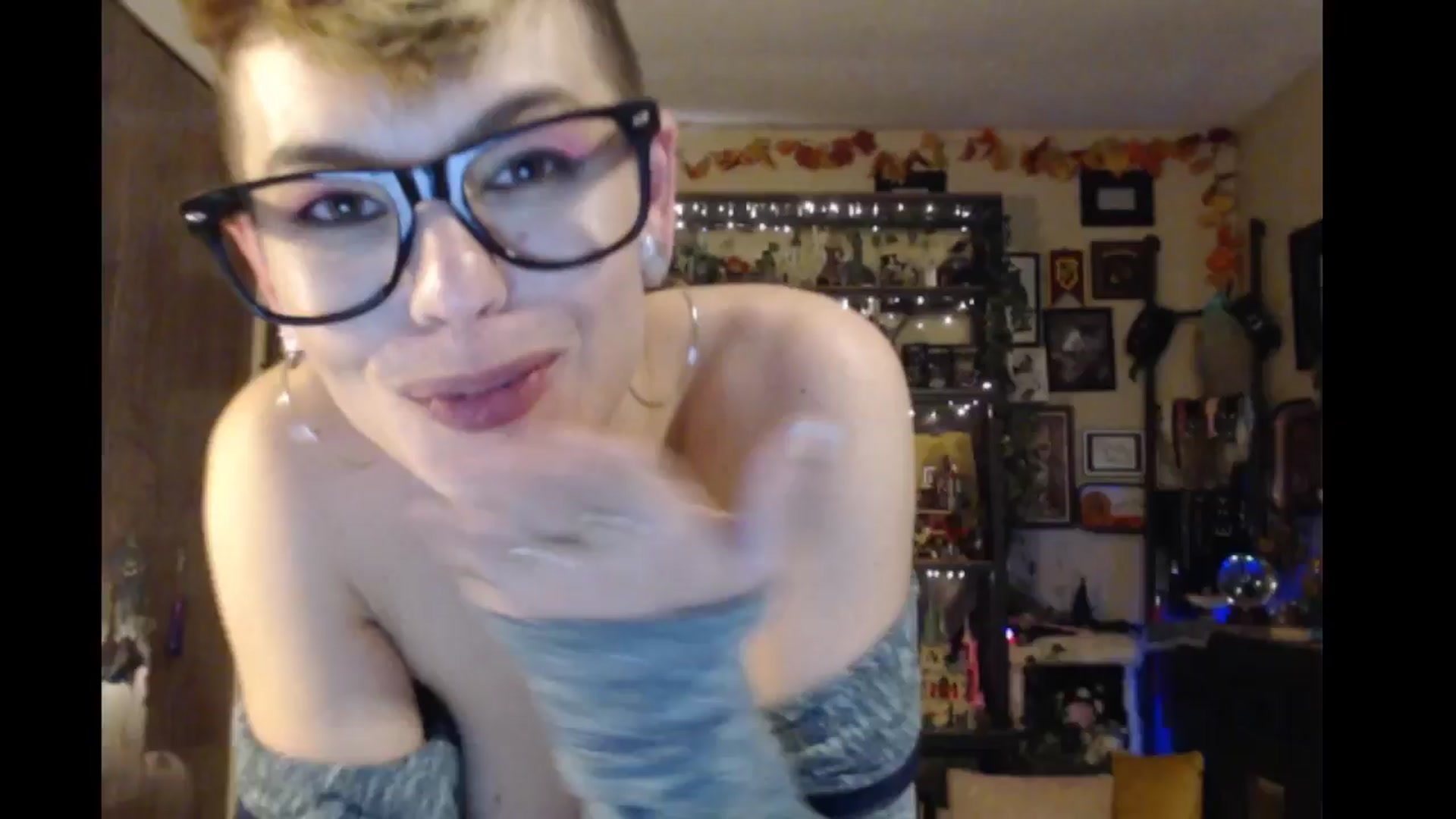 Gallery image thumbnail from Ancored's myfreecams stream on, 05/29/2024, 01:30 image 20 of 20