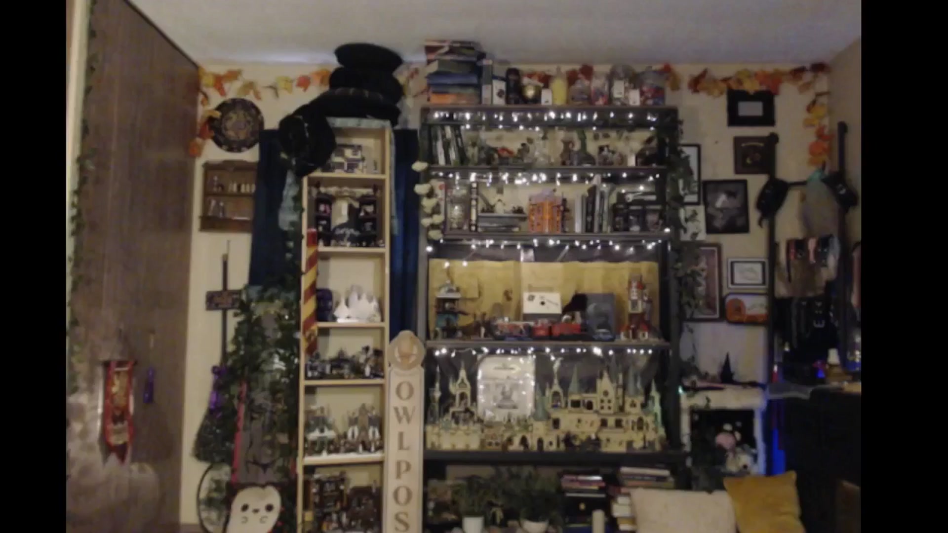 Gallery image thumbnail from Ancored's myfreecams stream on, 06/04/2024, 01:35 image 8 of 20