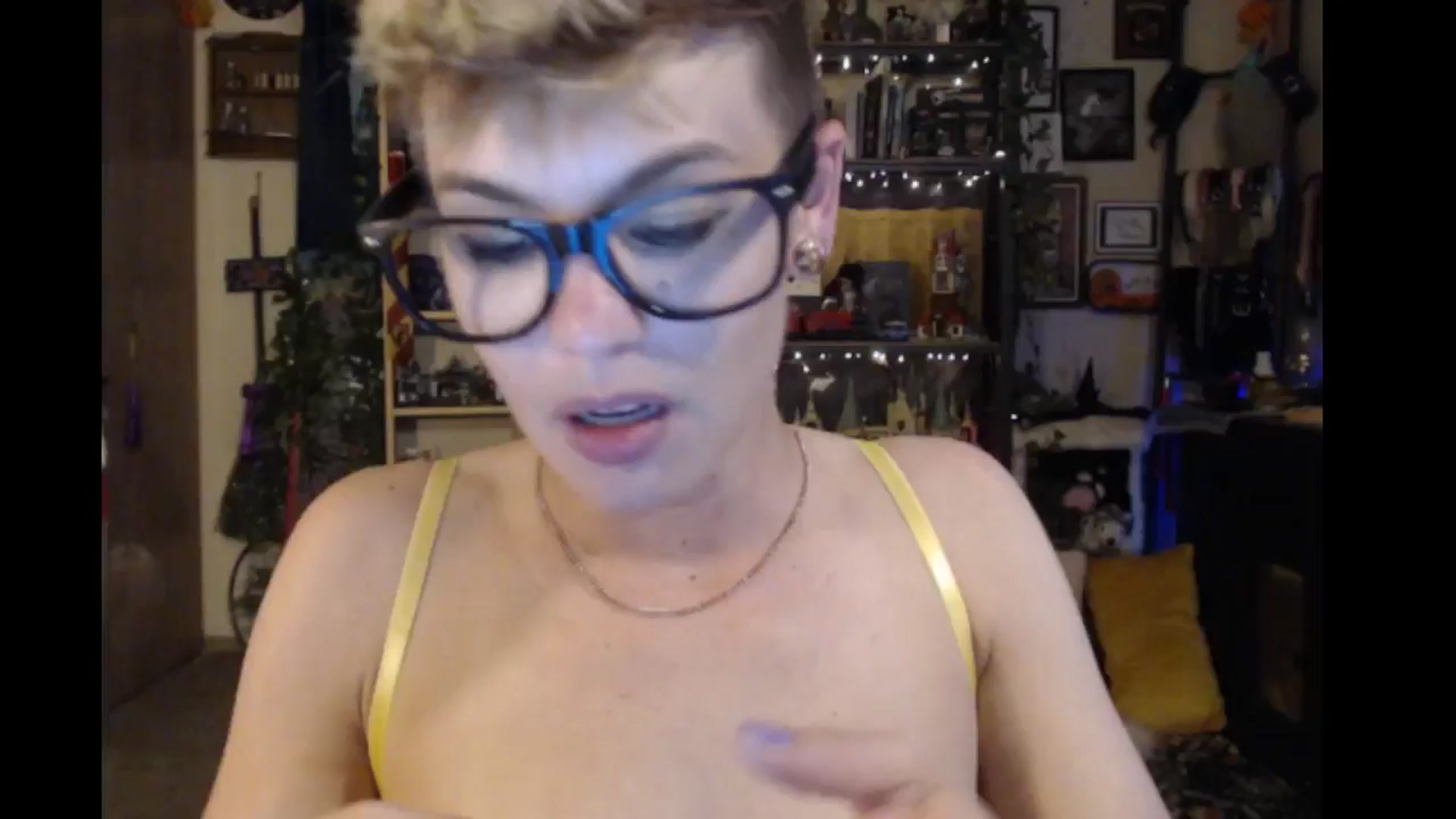 Gallery image thumbnail from Ancored's myfreecams stream on, 06/07/2024, 02:32 image 12 of 20