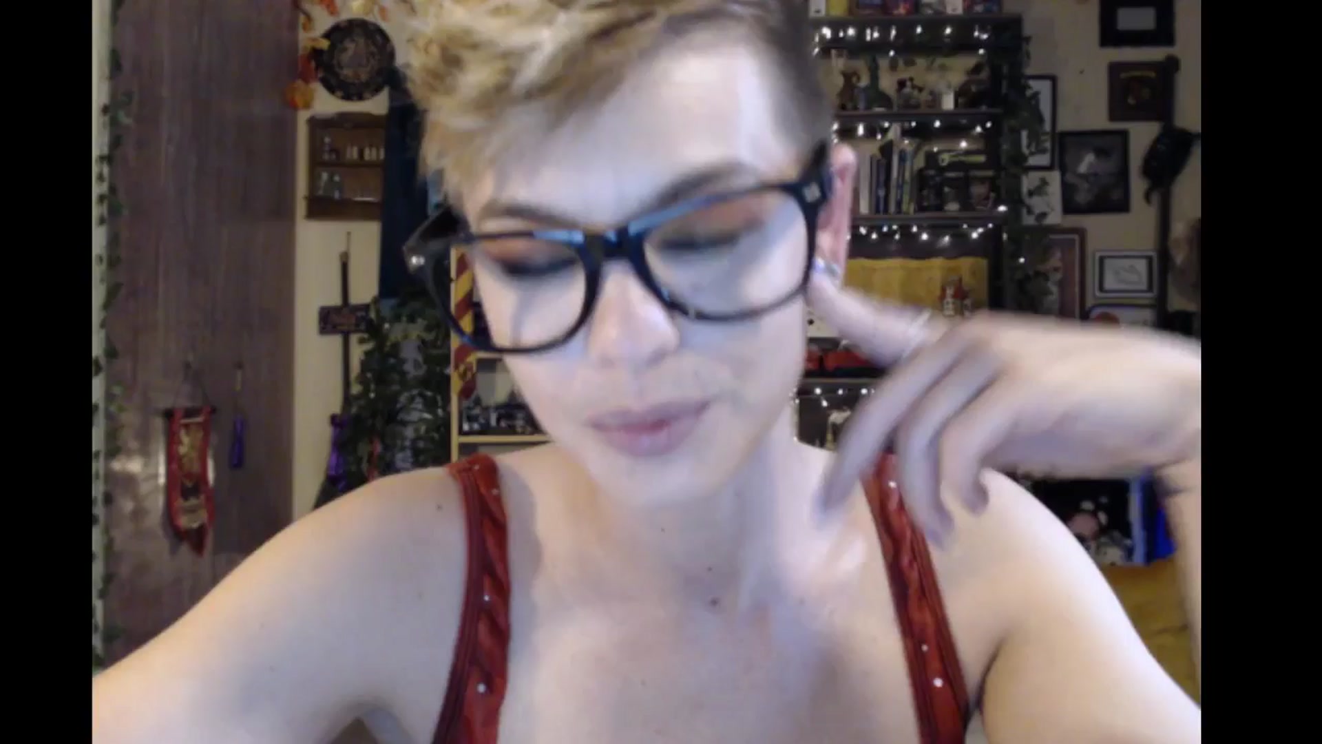 Gallery image thumbnail from Ancored's myfreecams stream on, 06/09/2024, 21:25 image 8 of 20