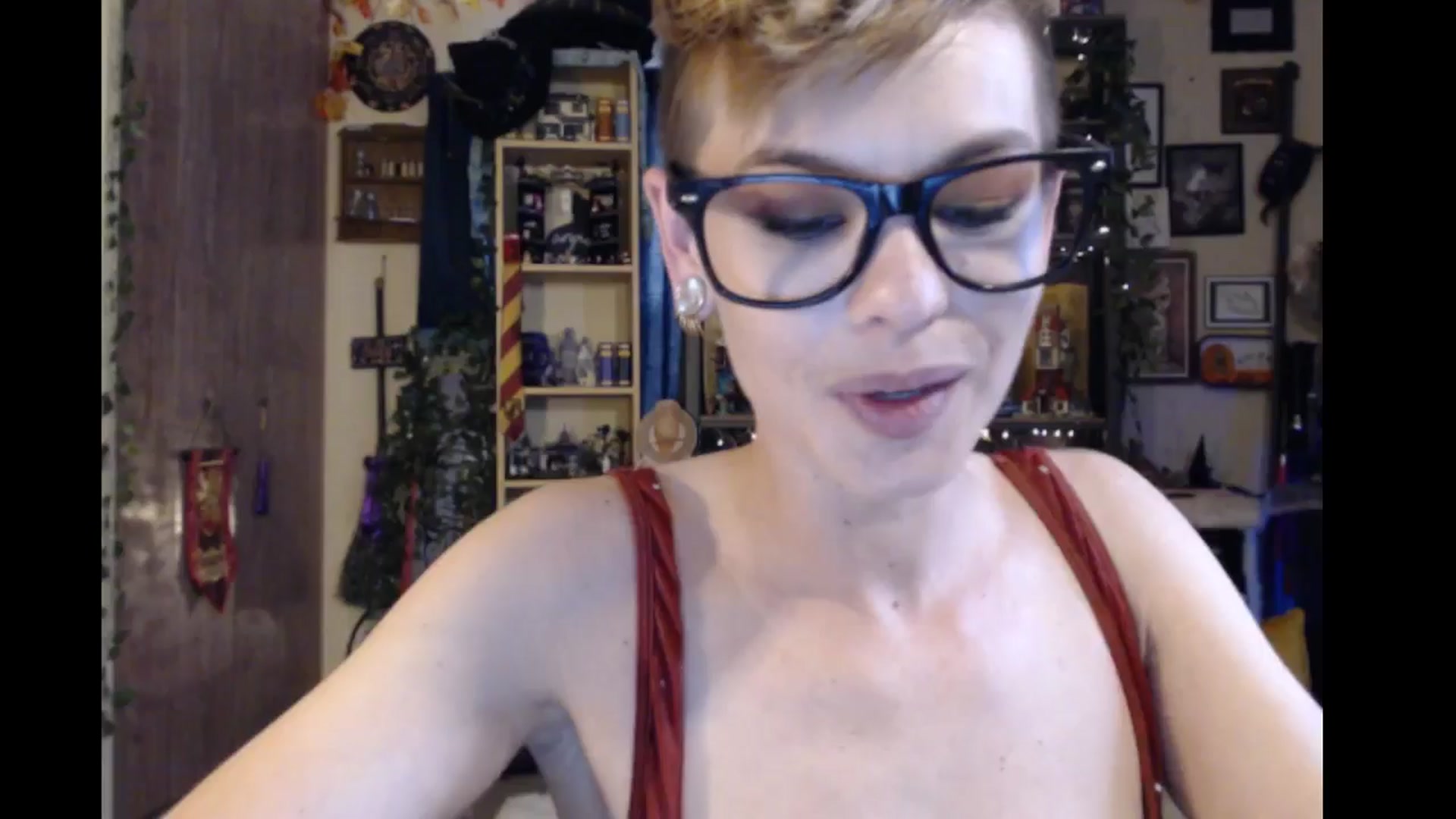 Gallery image thumbnail from Ancored's myfreecams stream on, 06/09/2024, 21:25 image 9 of 20