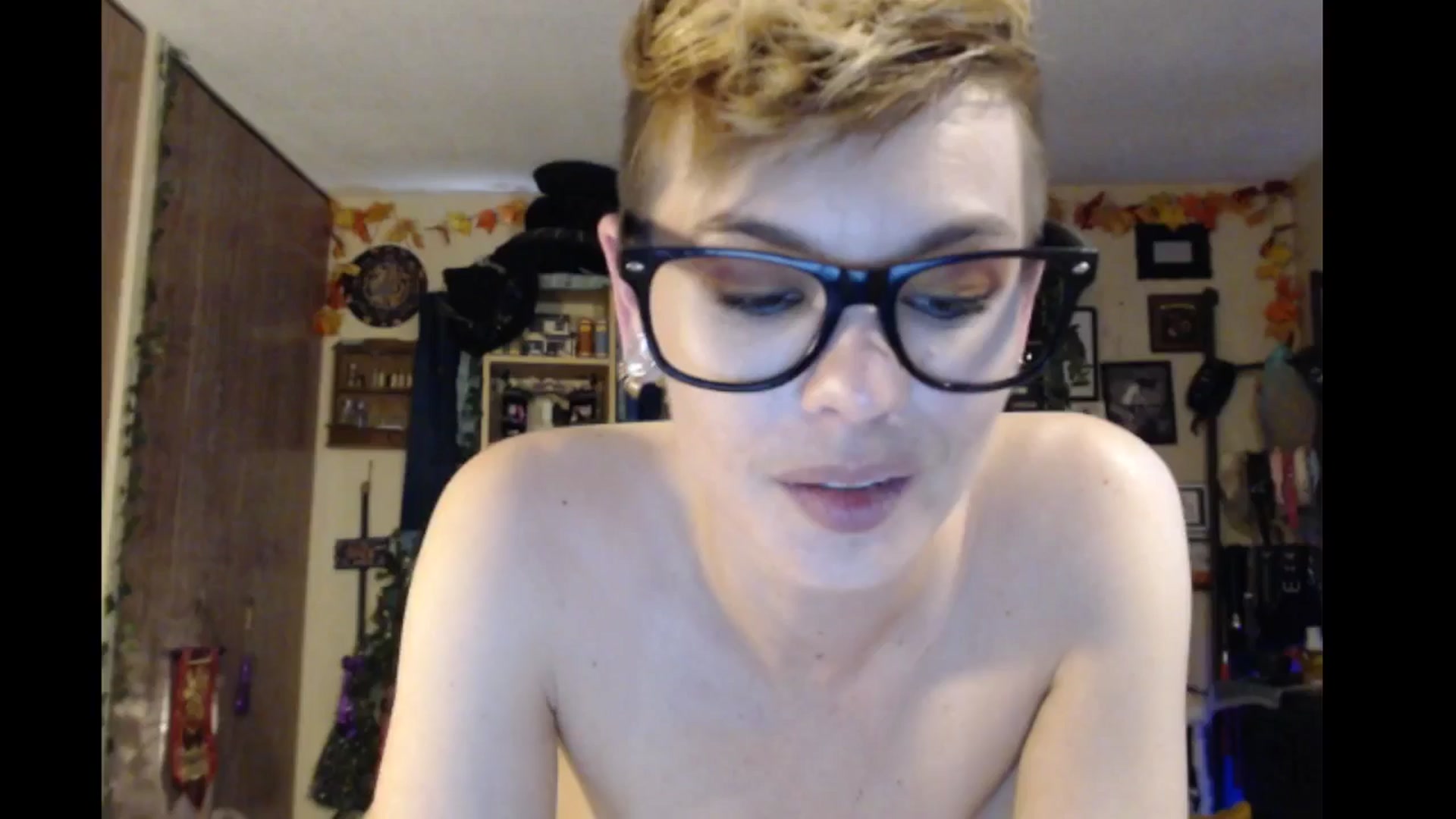 Gallery image thumbnail from Ancored's myfreecams stream on, 06/09/2024, 23:03 image 8 of 20