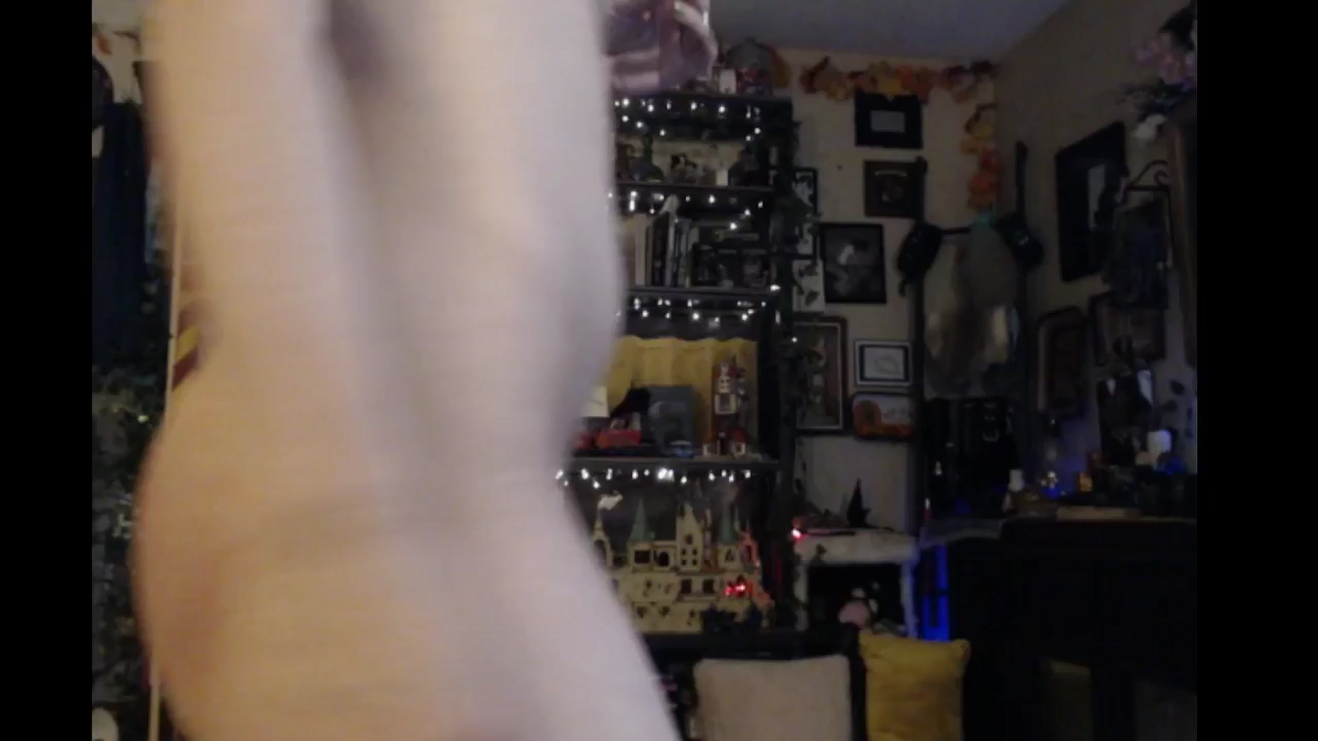 Gallery image thumbnail from Ancored's myfreecams stream on, 06/10/2024, 23:19 image 1 of 20