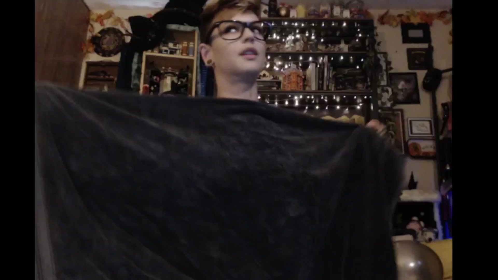 Gallery image thumbnail from Ancored's myfreecams stream on, 06/12/2024, 02:00 image 6 of 20