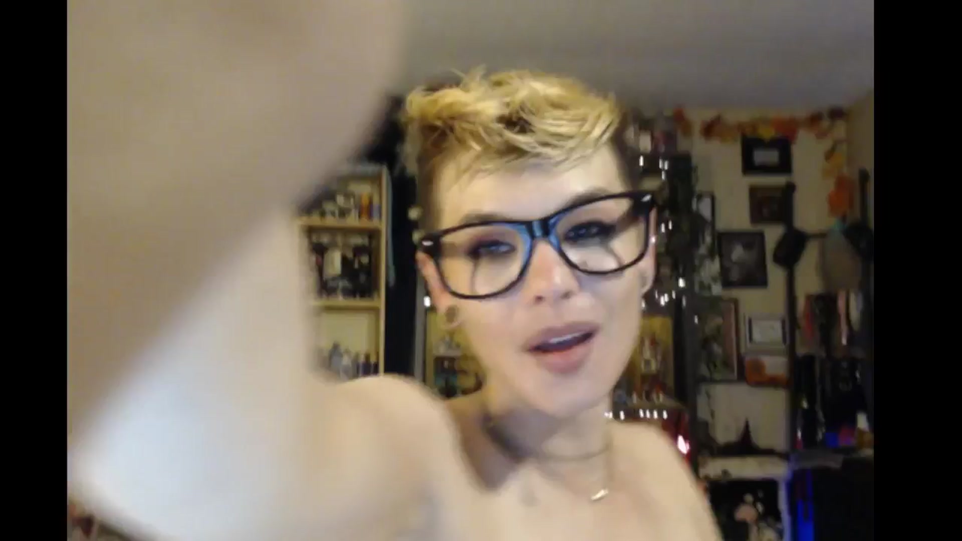 Gallery image thumbnail from Ancored's myfreecams stream on, 06/14/2024, 06:21 image 6 of 20