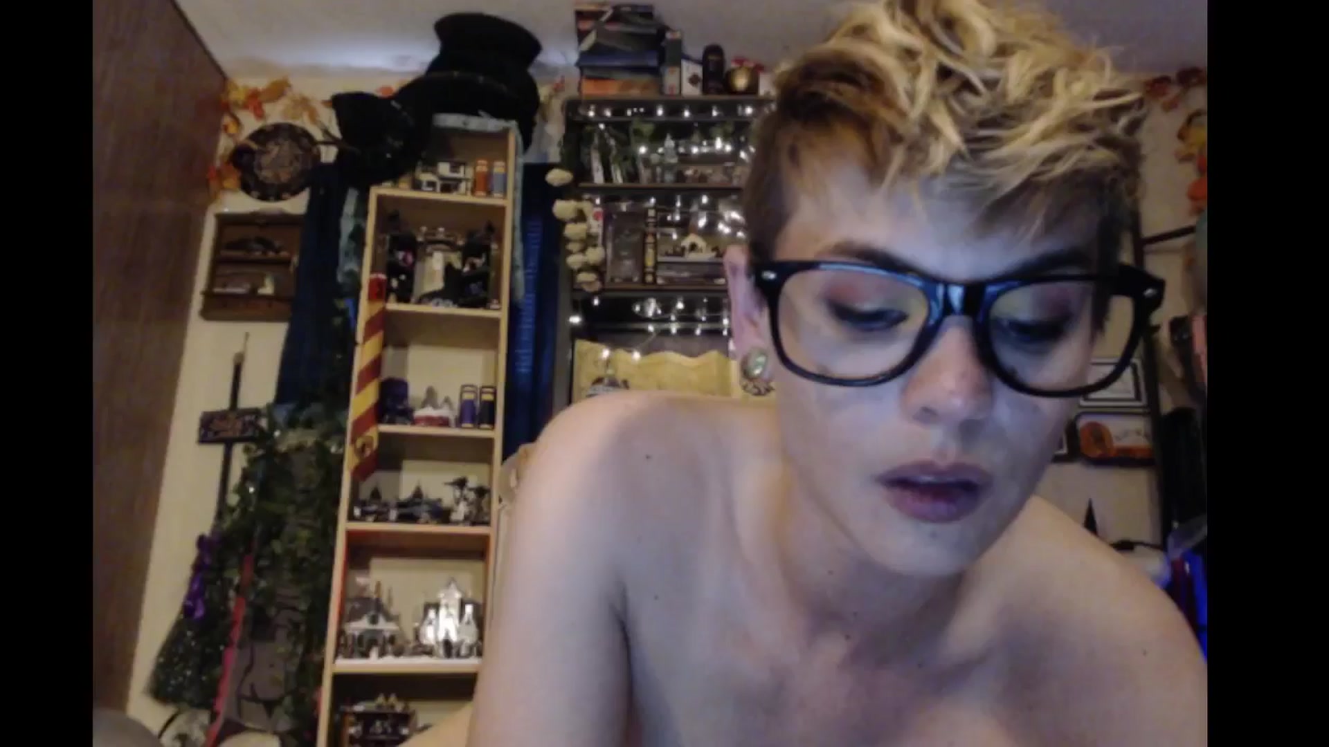 Gallery image thumbnail from Ancored's myfreecams stream on, 06/25/2024, 02:05 image 6 of 20