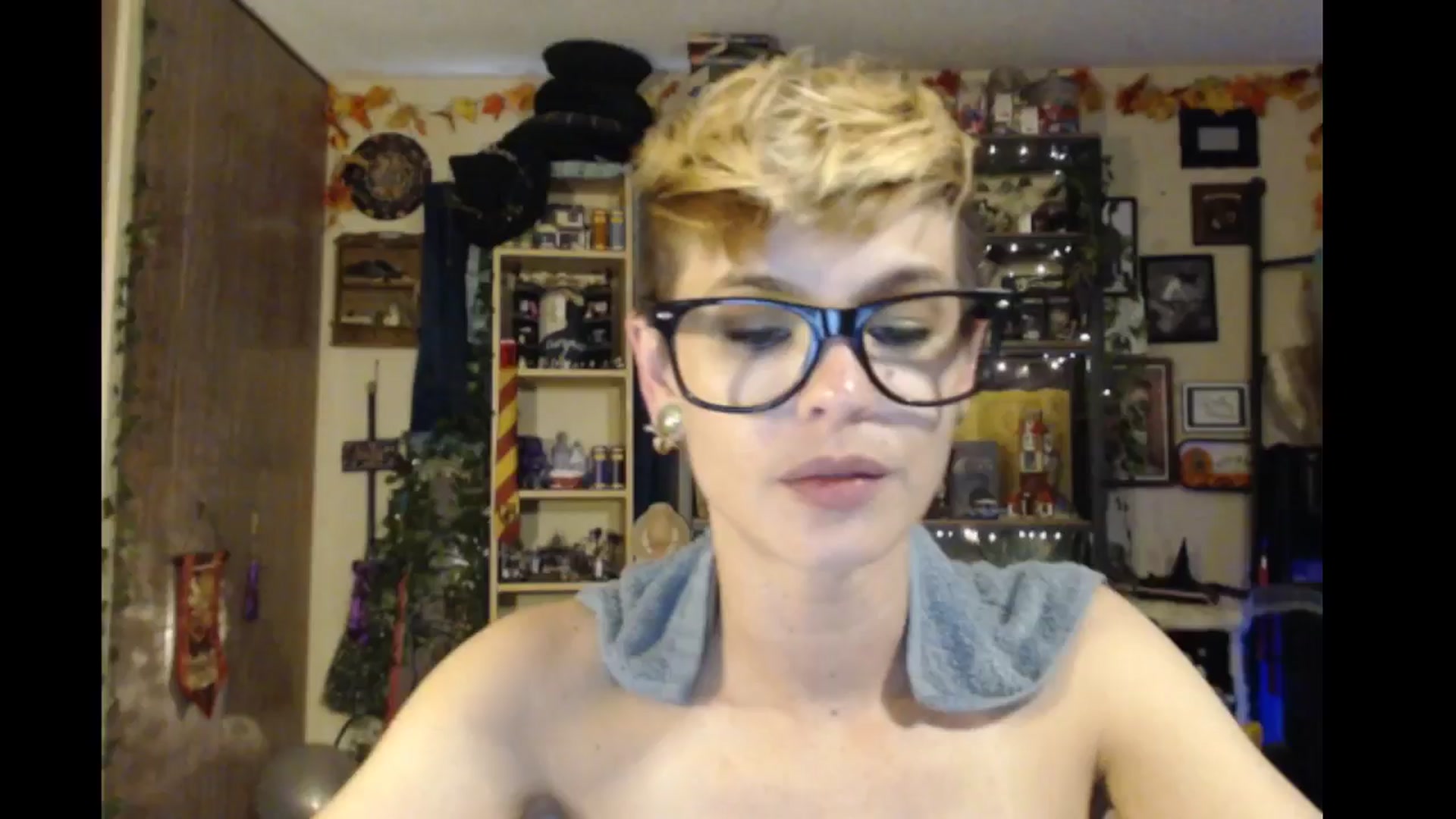 Gallery image thumbnail from Ancored's myfreecams stream on, 06/27/2024, 01:17 image 9 of 20